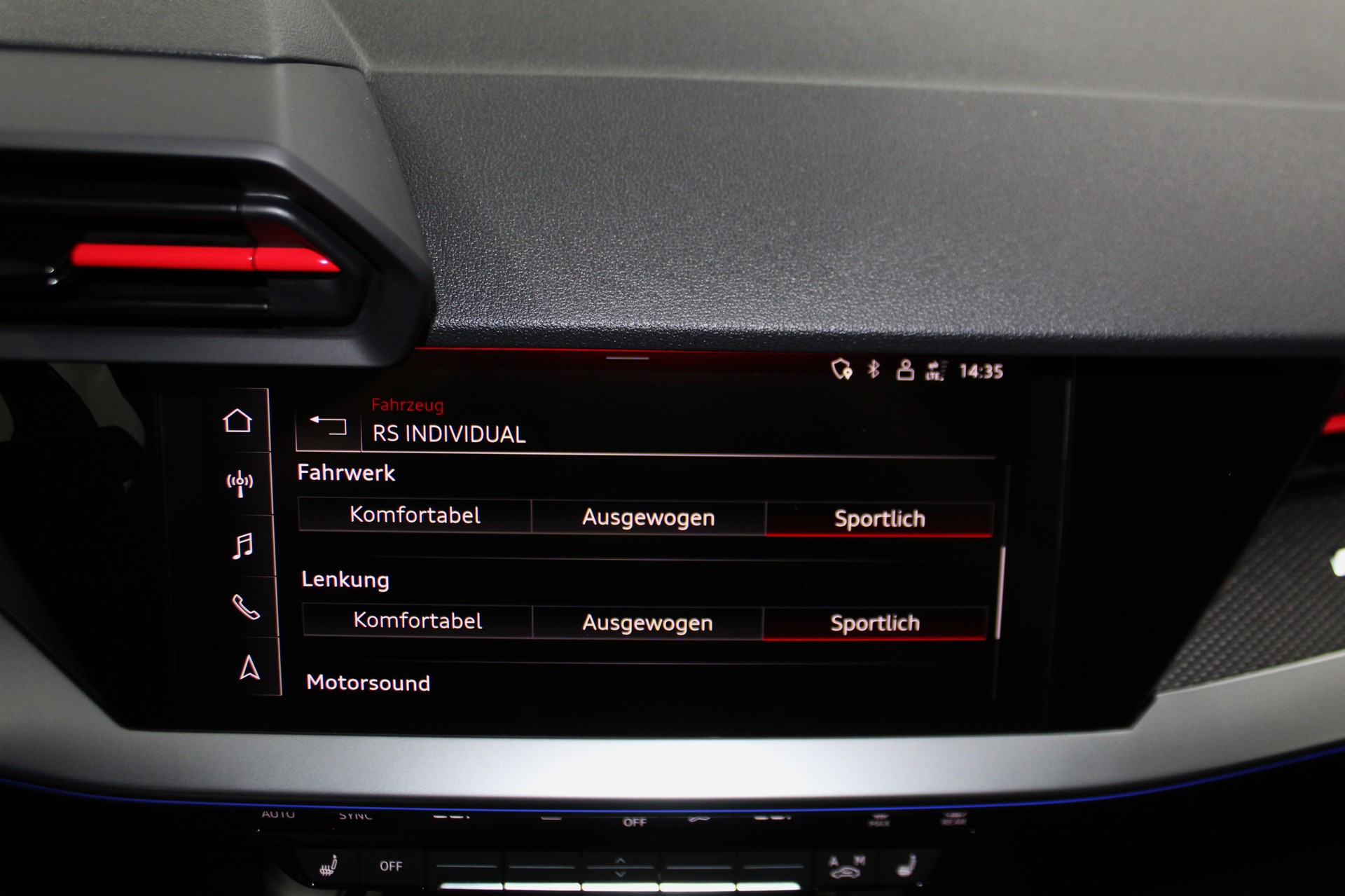 AUDI RS3 Sportback 2.5 TSI quattro S-tronic RS-Designpaket plus rot / Maxton Kit / CH-Fahrzeug-image-29