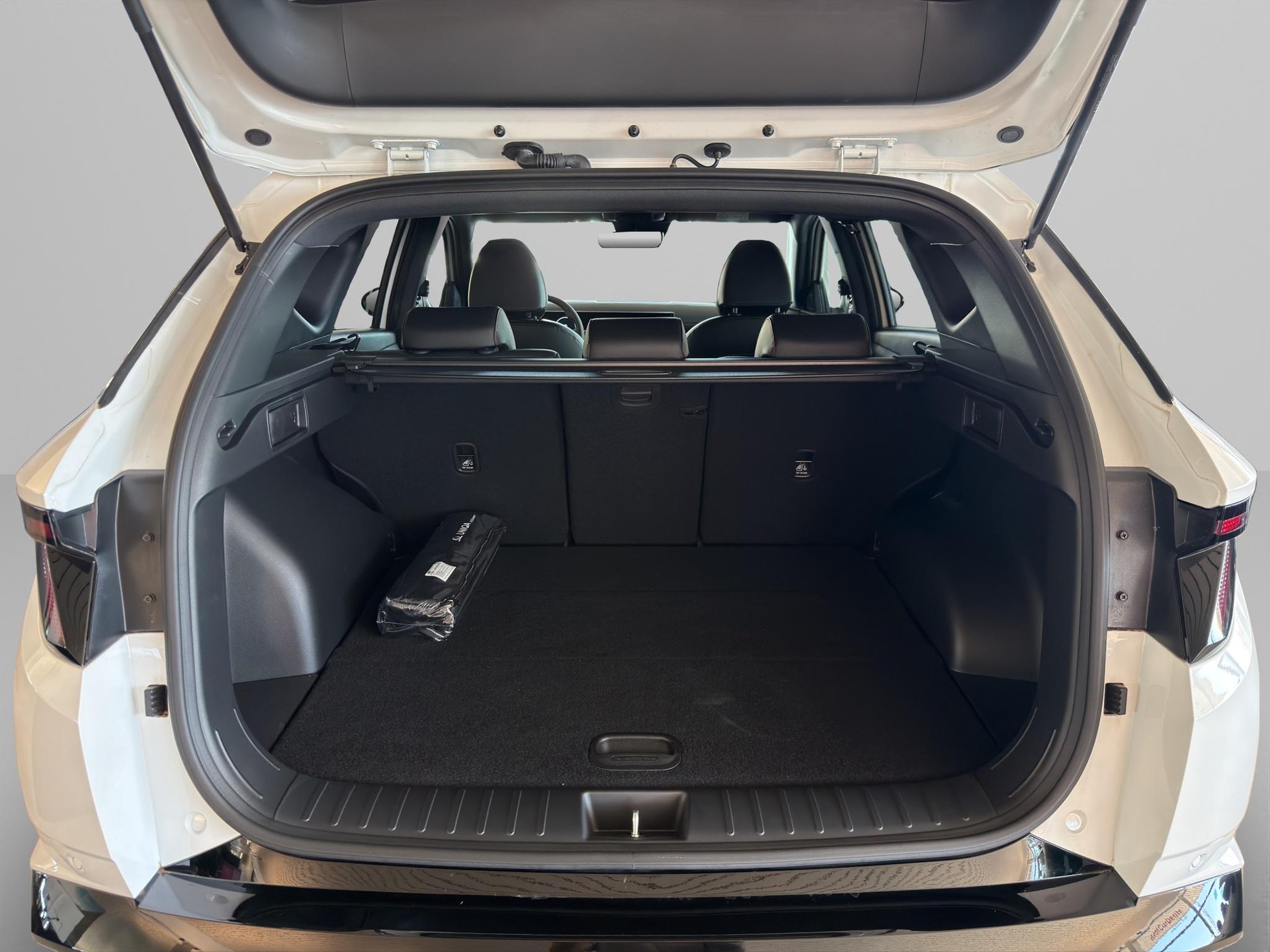 HYUNDAI Tucson 1.6 T-GDi N-Line 4WD-image-9