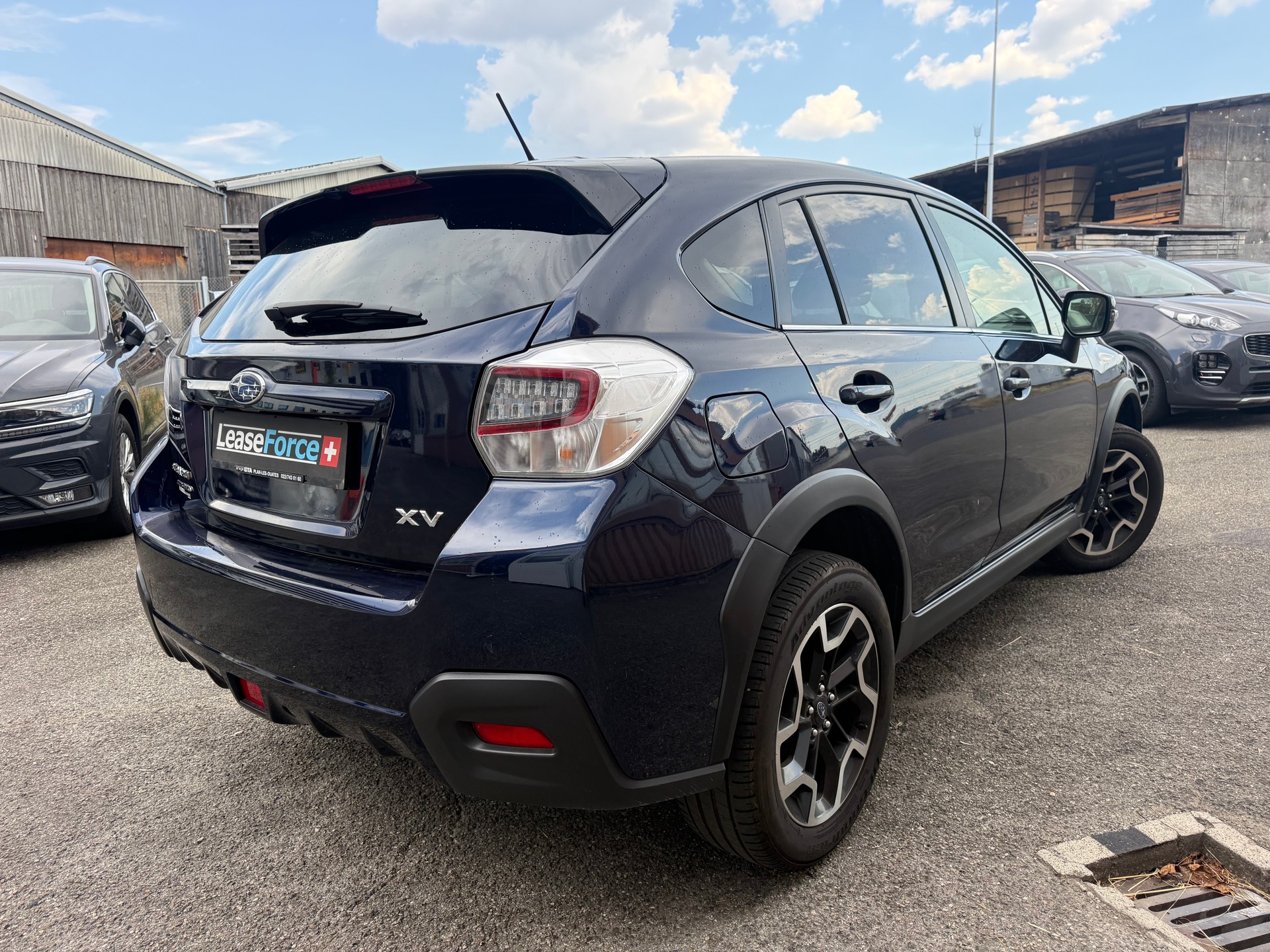 SUBARU XV 2.0 Swiss Two AWD CVT-image-2