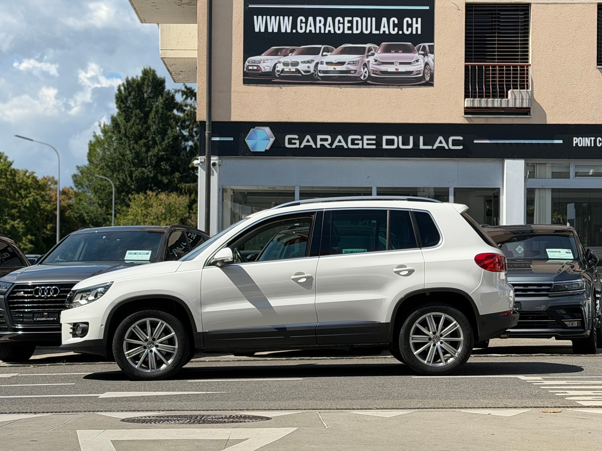 VW Tiguan 2.0 TDI BlueMotion Sport&Style 4Motion CROCHET D'ATTELAGE-image-3