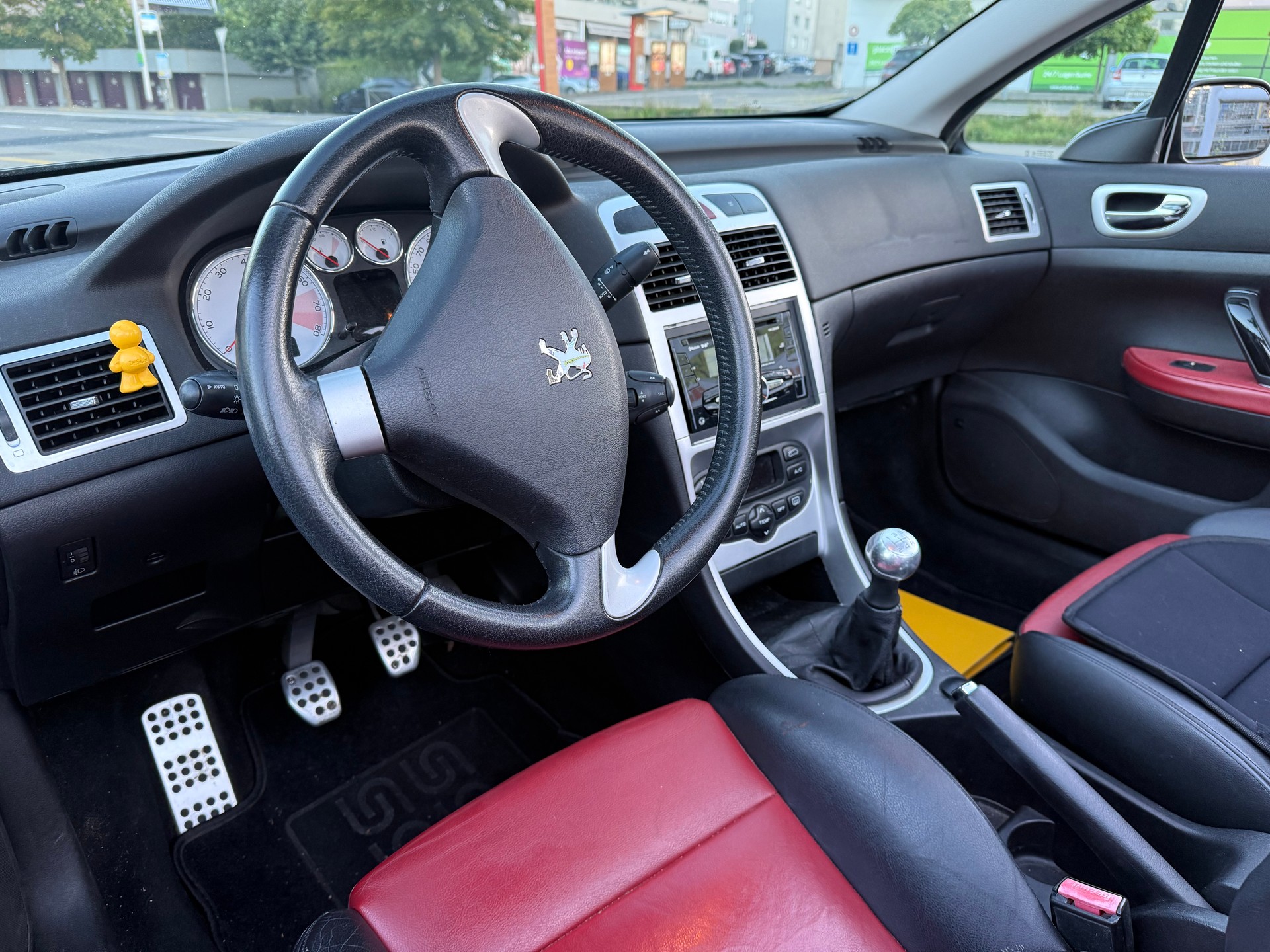 PEUGEOT 307 CC 2.0 16V-image-4