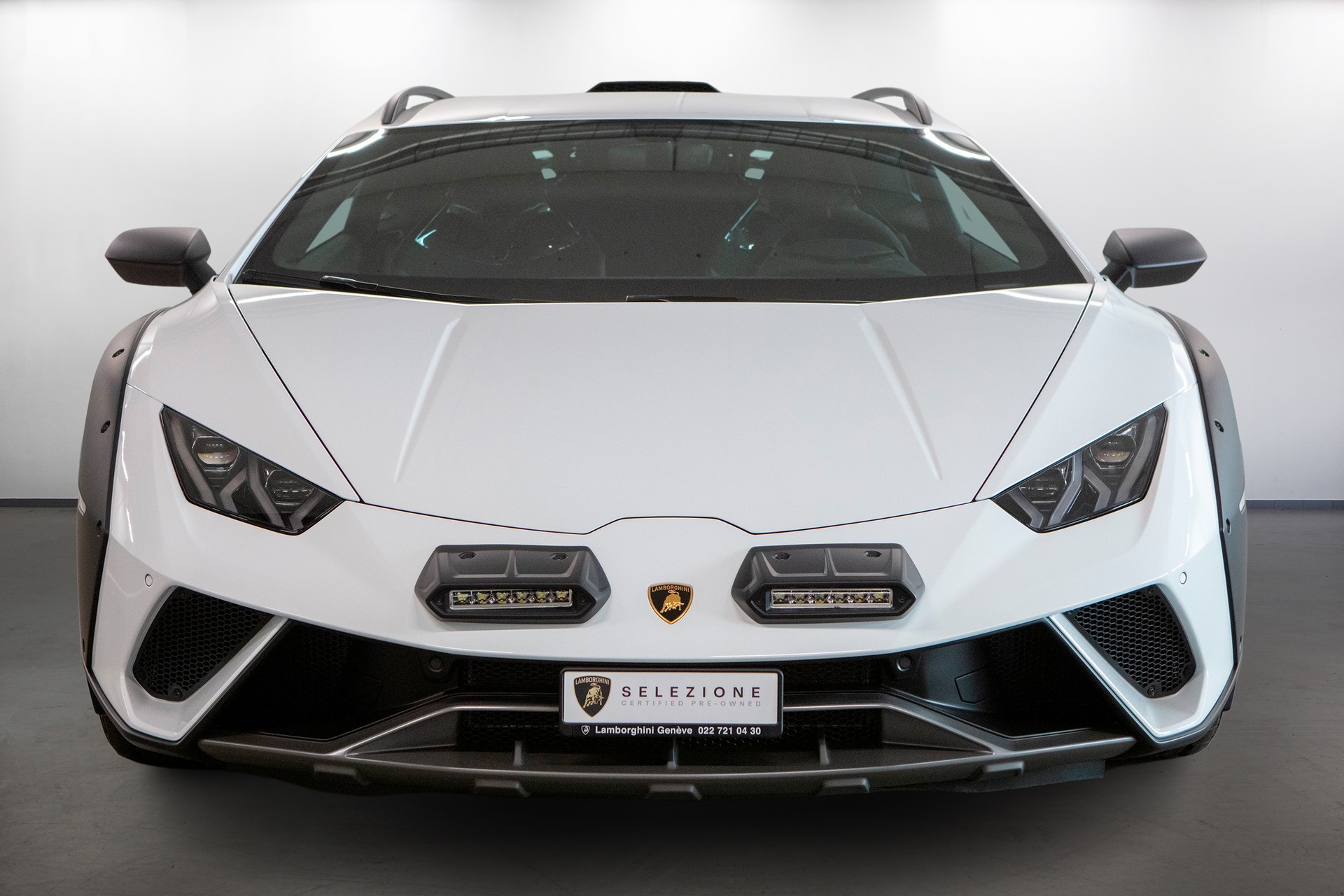 LAMBORGHINI Huracán Sterrato Coupé DCT-image-4