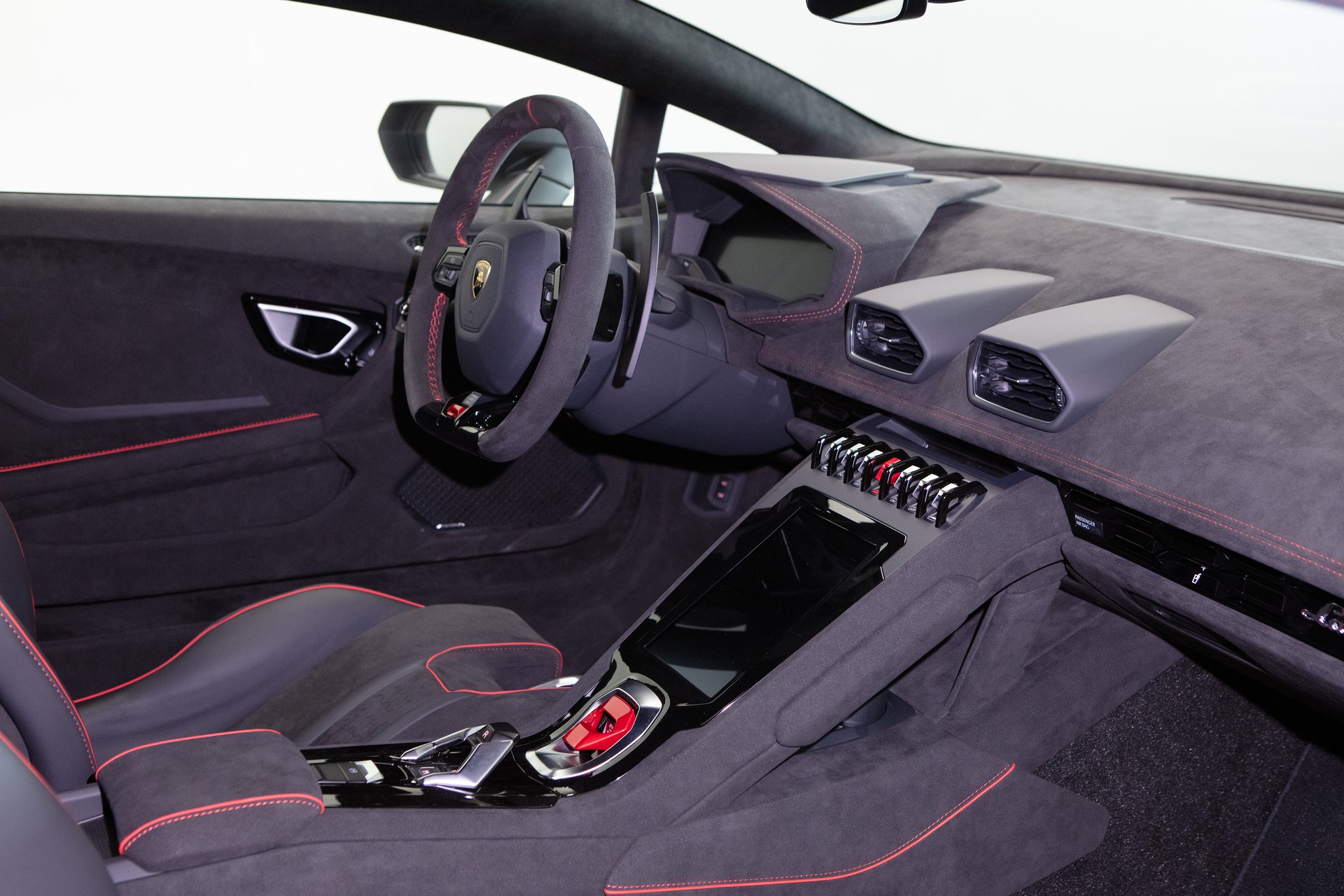 LAMBORGHINI Huracán Sterrato Coupé DCT-image-6