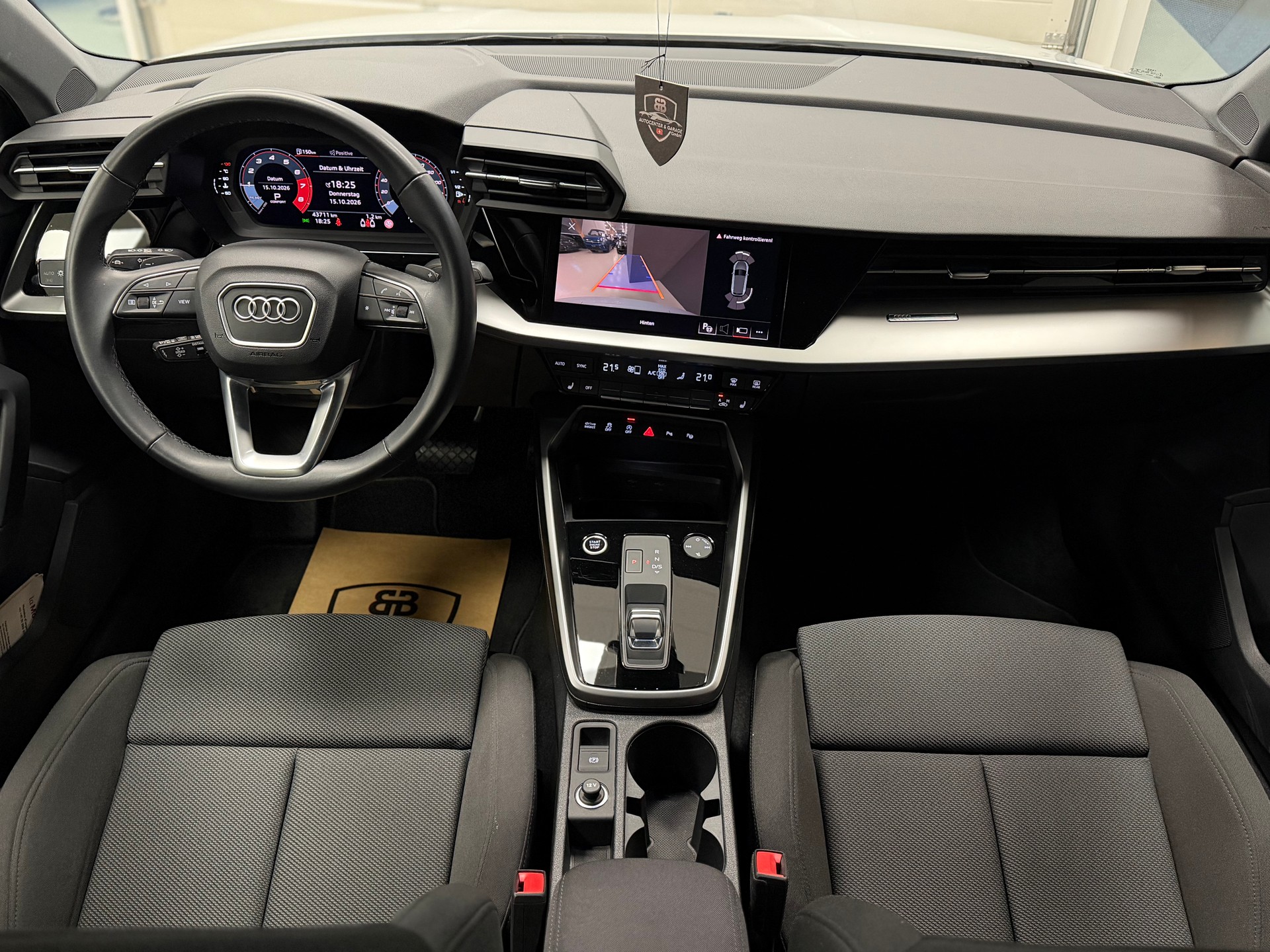 AUDI A3 Sportback 35 TFSI S line S-tronic °° 5 Jahre / 100'000 KM Audi-Garantie °°-image-15