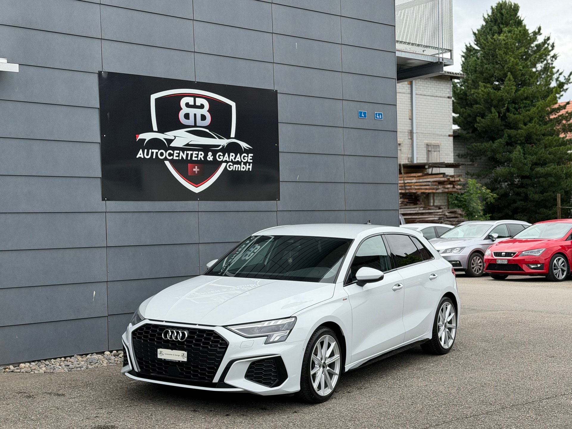AUDI A3 Sportback 35 TFSI S line S-tronic °° 5 Jahre / 100'000 KM Audi-Garantie °°-image-1