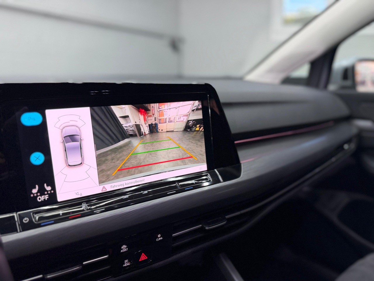 VW Golf 1.5 eTSI mHEV ACT Style DSG | CH-Auto | ACC | Rückfahrkamera | CarPlay | Ambiente | Full Assistenten-image-21