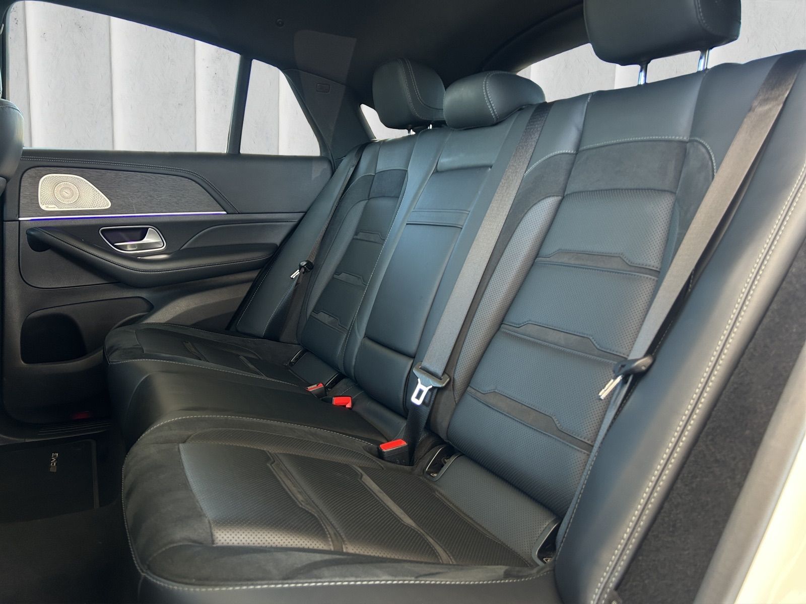 MERCEDES-BENZ GLE 53 AMG GLE Coupé 53 AMG 4Matic+ Speedshift-image-16