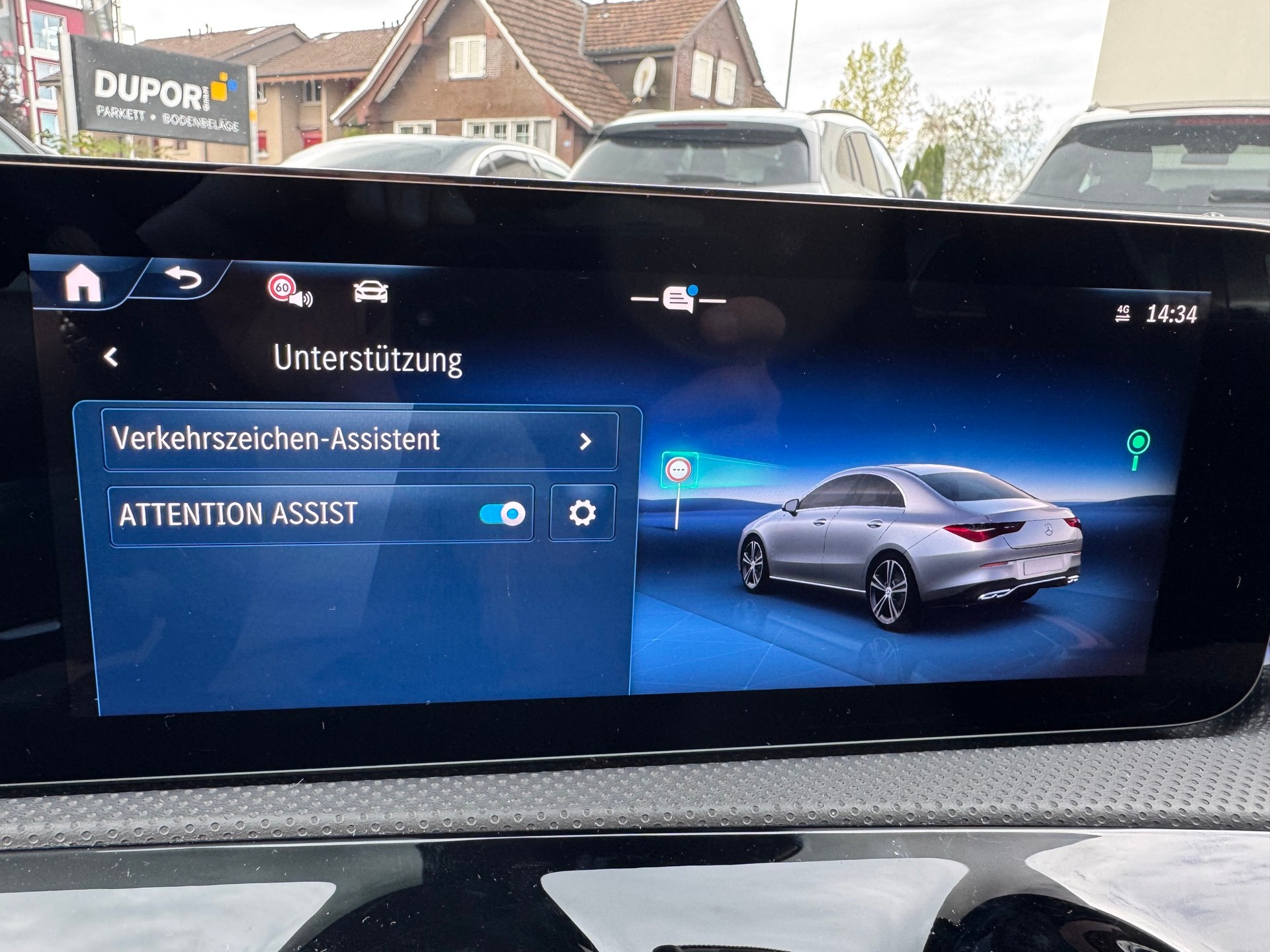 MERCEDES-BENZ CLA 200 AMG Line 7G-DCT-image-15
