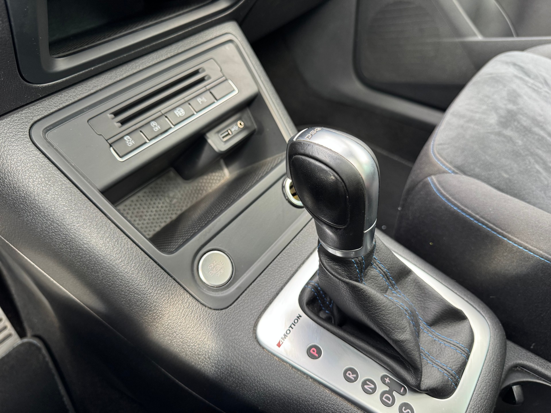 VW Tiguan 2.0 TDI BlueMotion Sport&Style 4Motion DSG-image-14