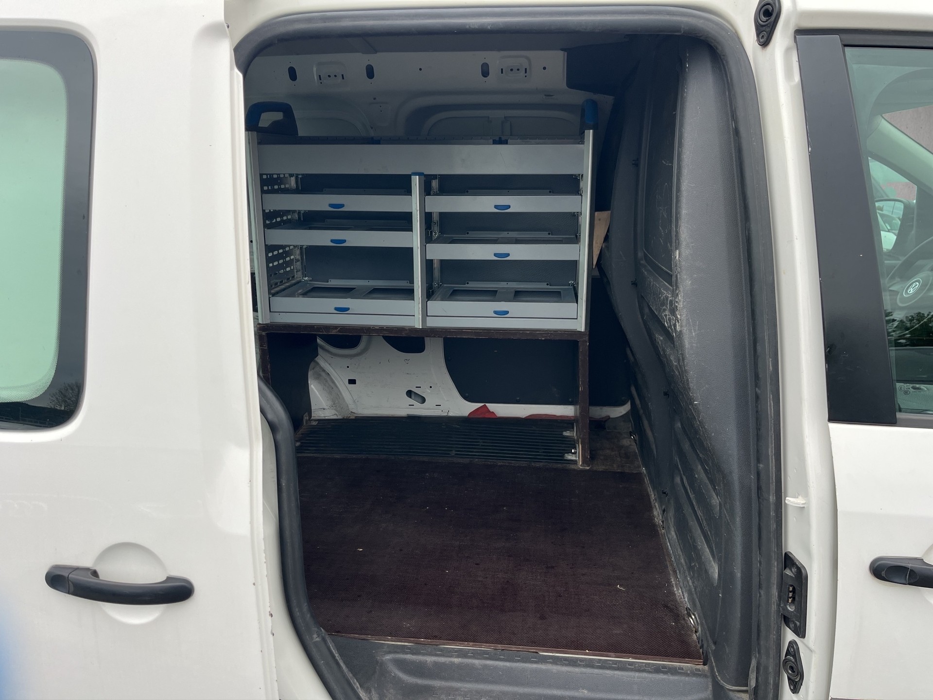 VW Caddy Maxi 1.2 TSI-image-10