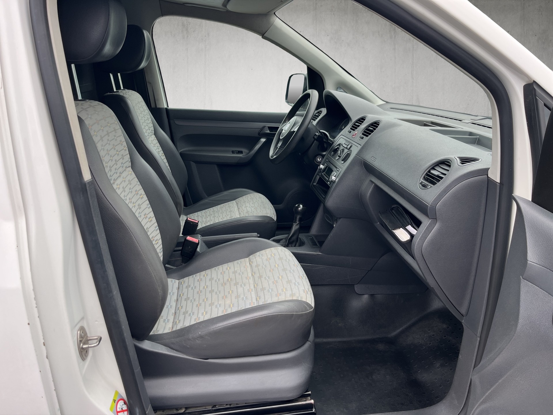 VW Caddy Maxi 1.2 TSI-image-8