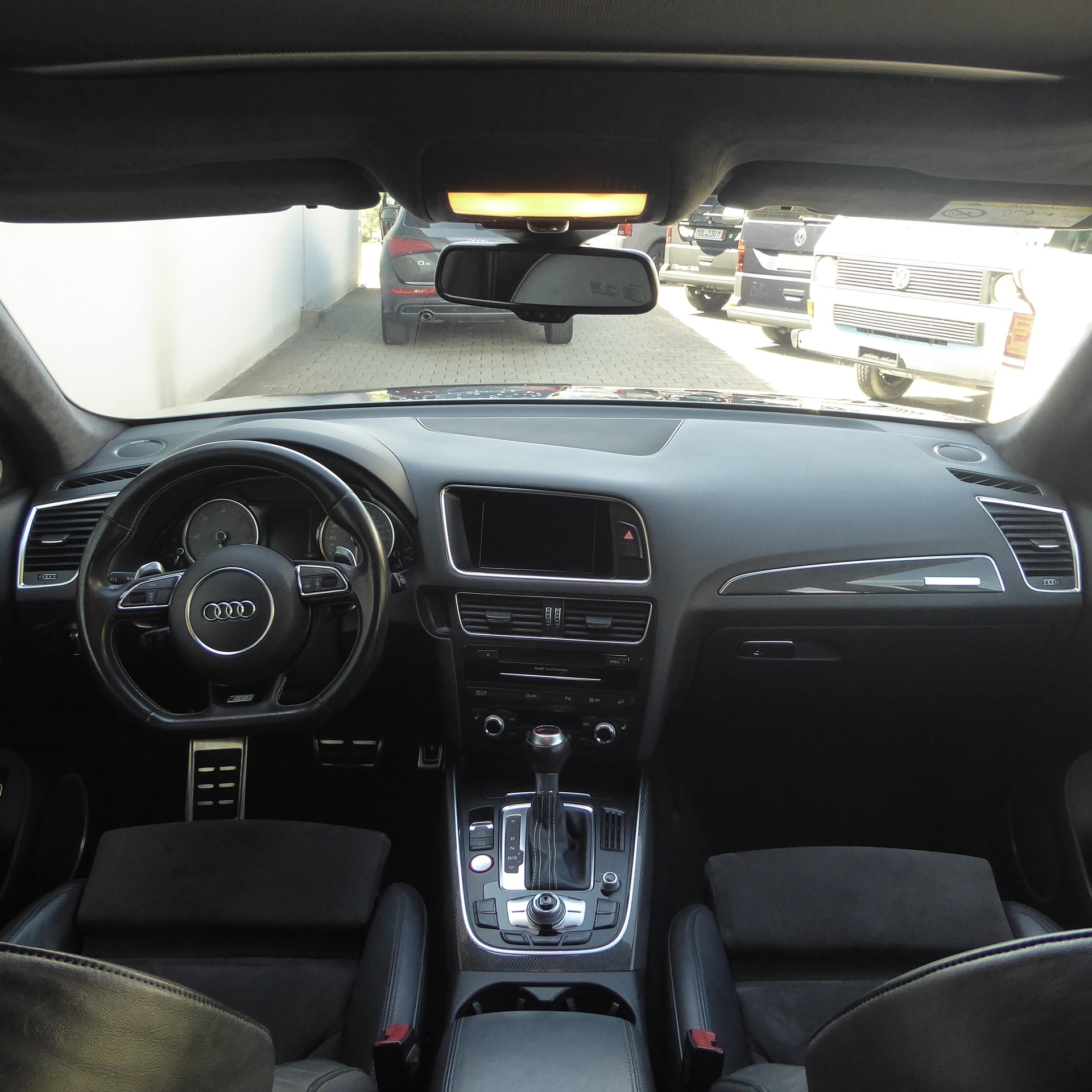 AUDI SQ5 3.0 TDI quattro tiptronic-image-9
