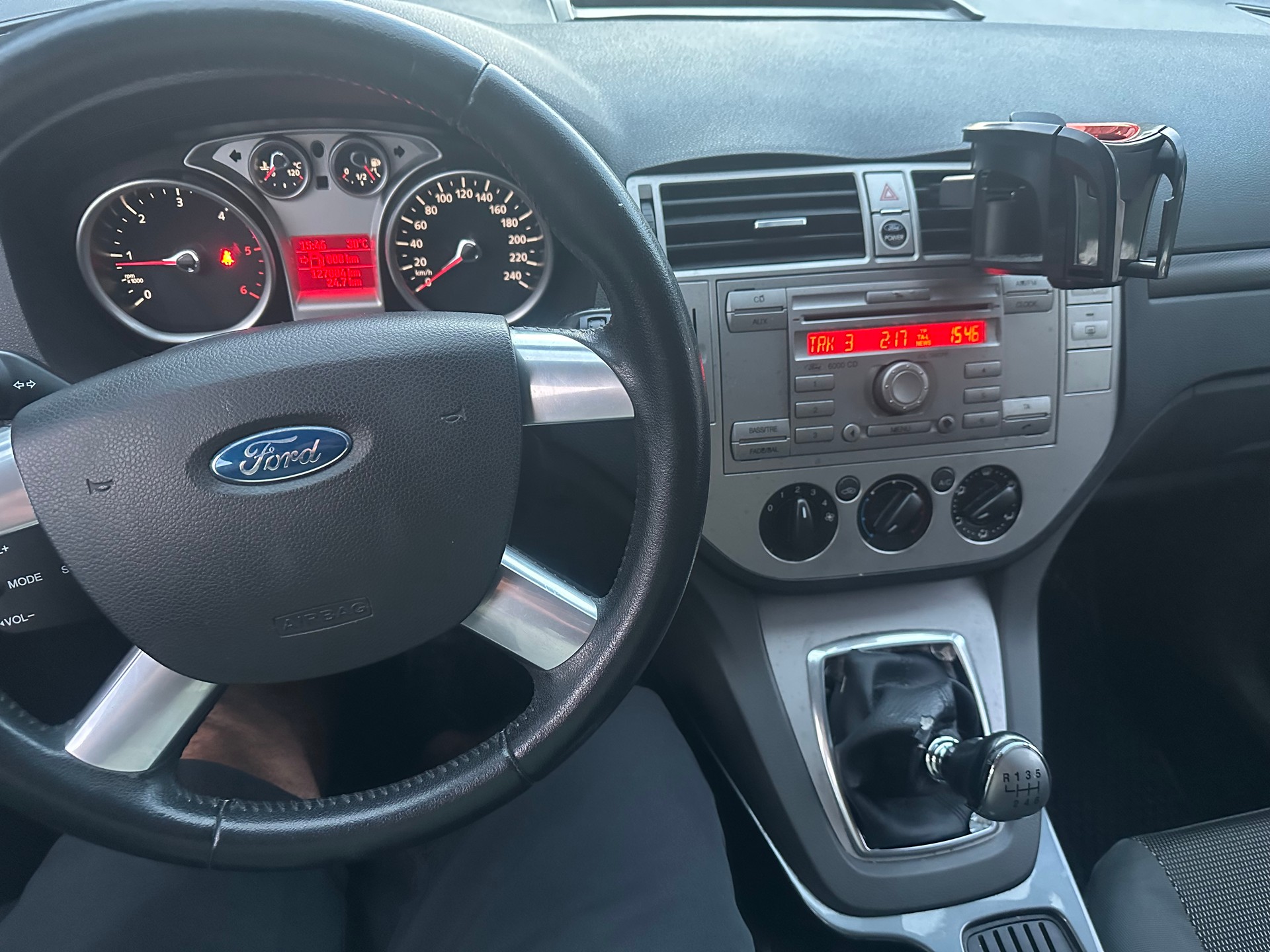 FORD Kuga 2.0 TDCi Carving 4WD-image-10