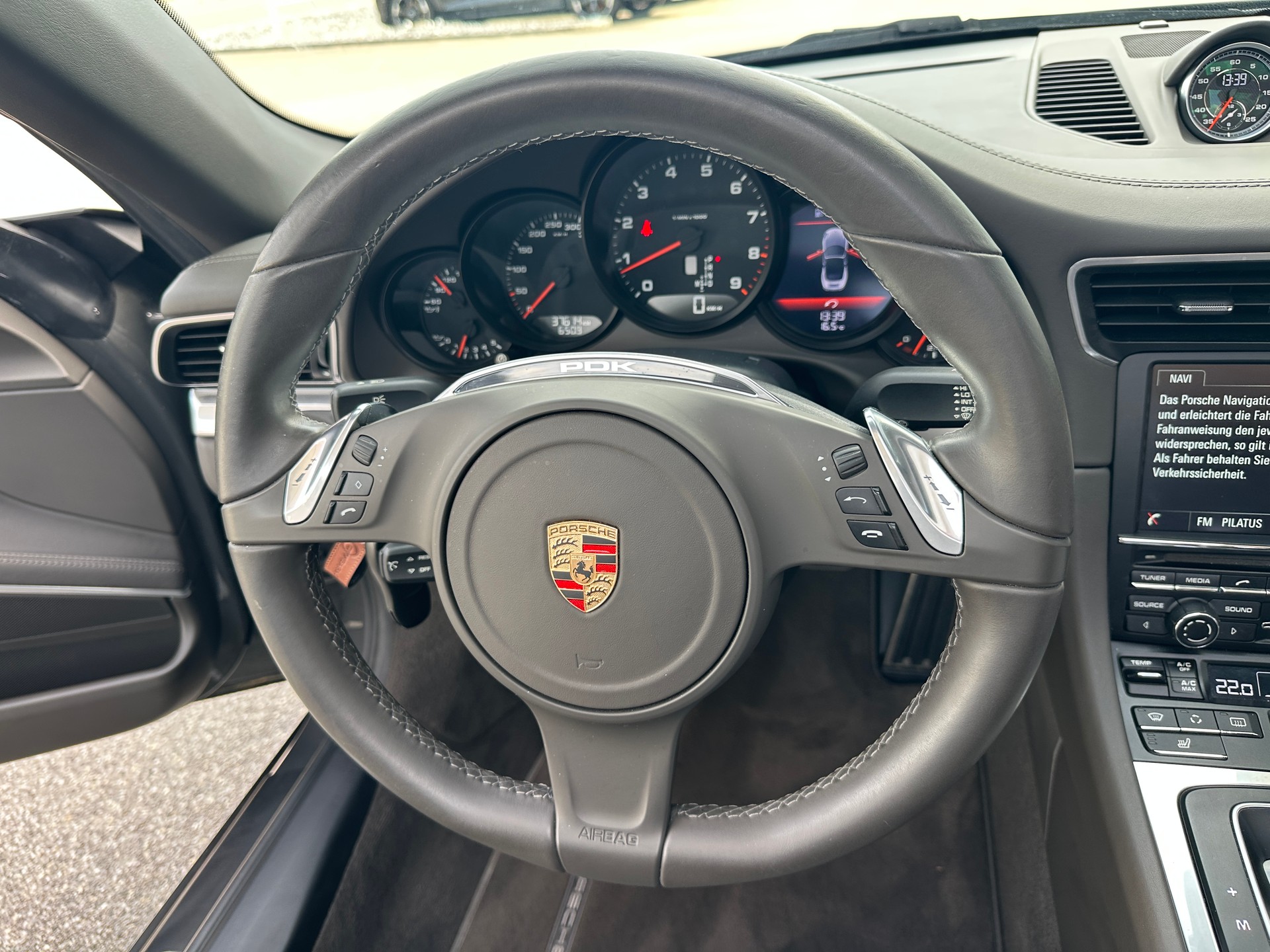 PORSCHE 911 Cabrio Carrera 4 PDK-image-17