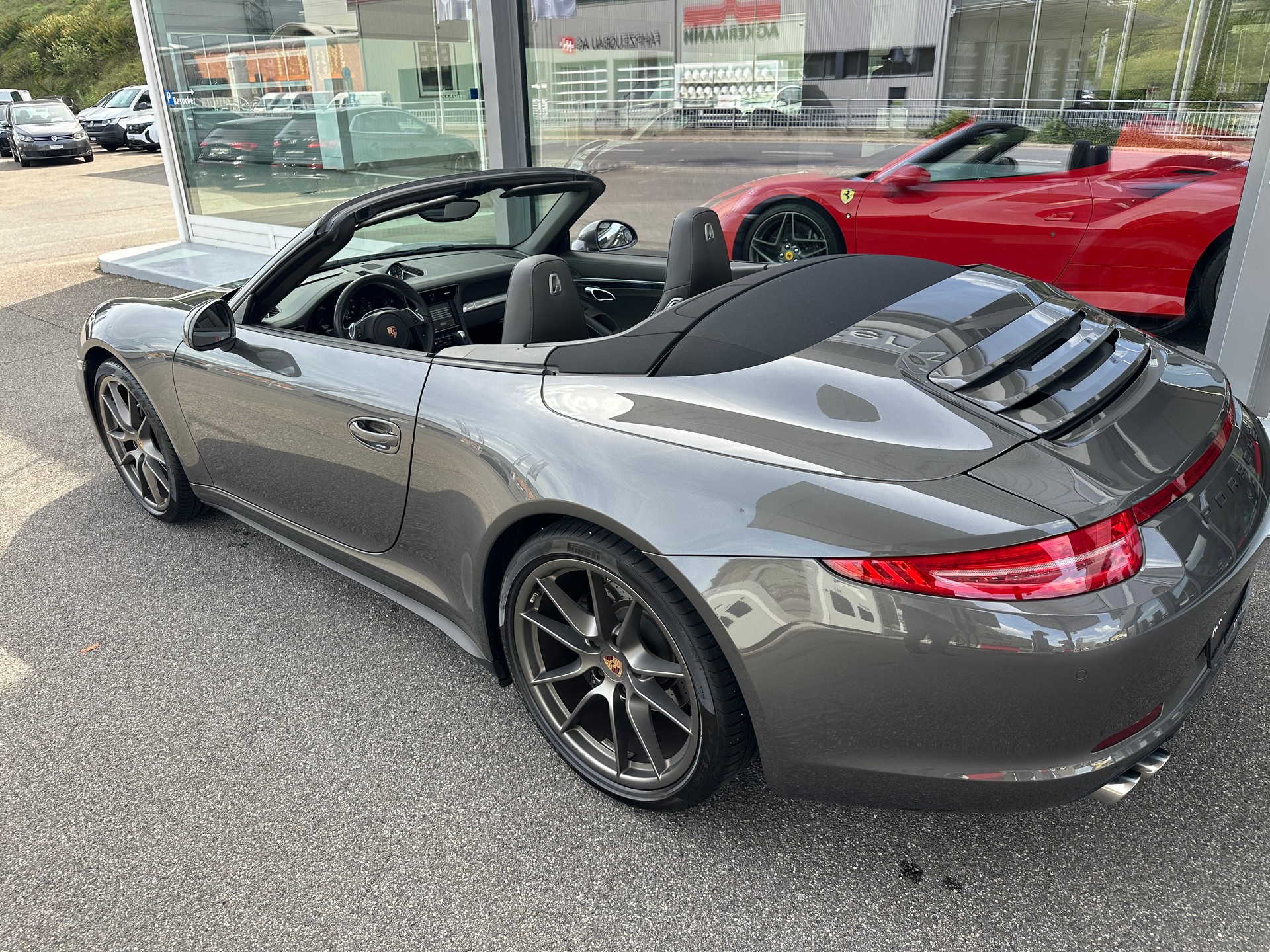 PORSCHE 911 Cabrio Carrera 4 PDK-image-4