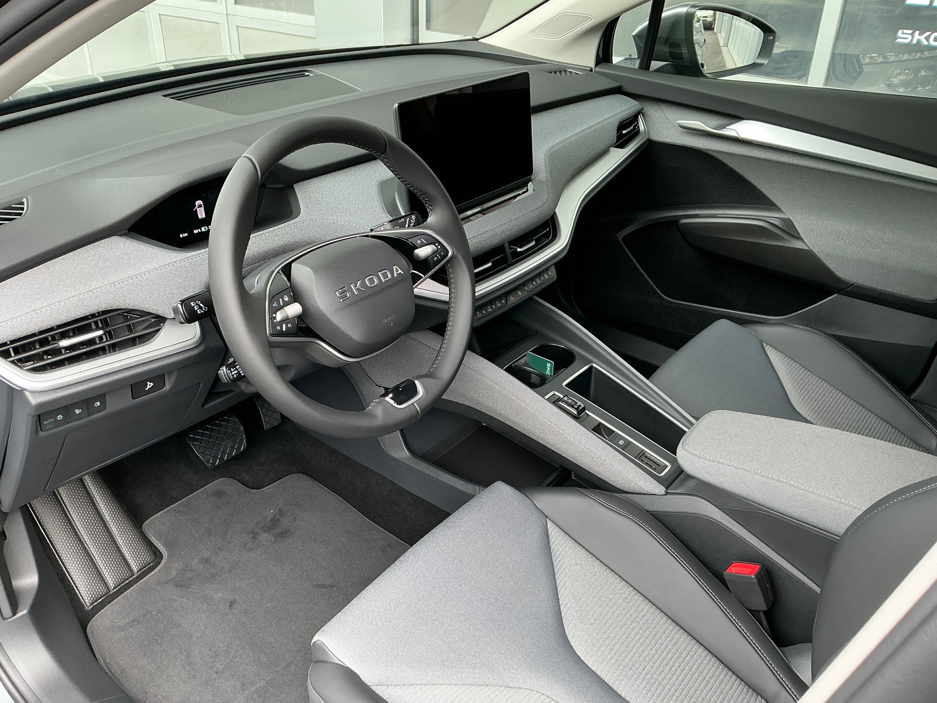 SKODA Enyaq 85x Dynamic-image-8
