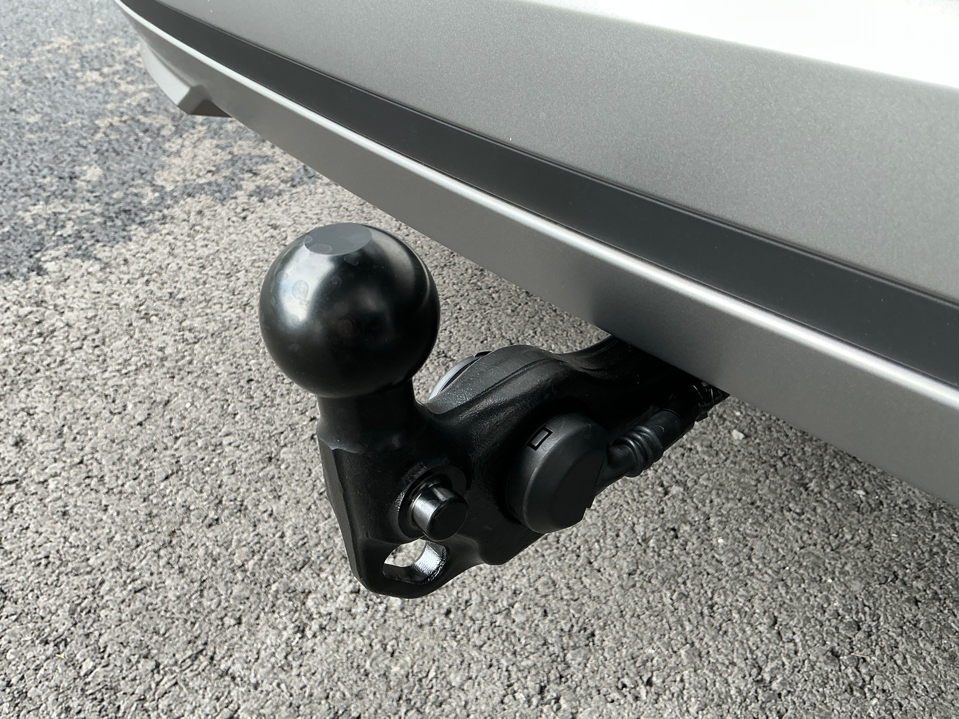SKODA Enyaq 85x Dynamic-image-5