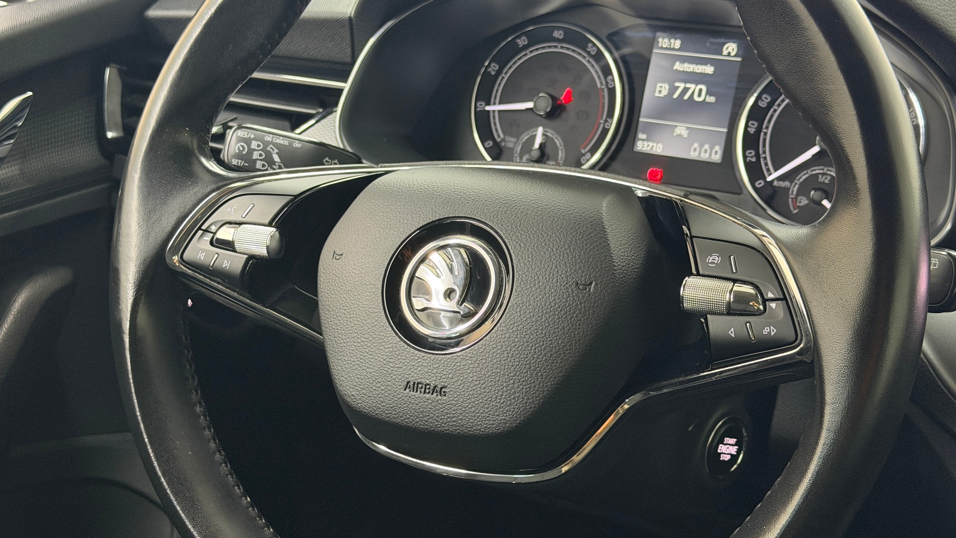 SKODA Kamiq 1.0 TSI Ambition-image-14