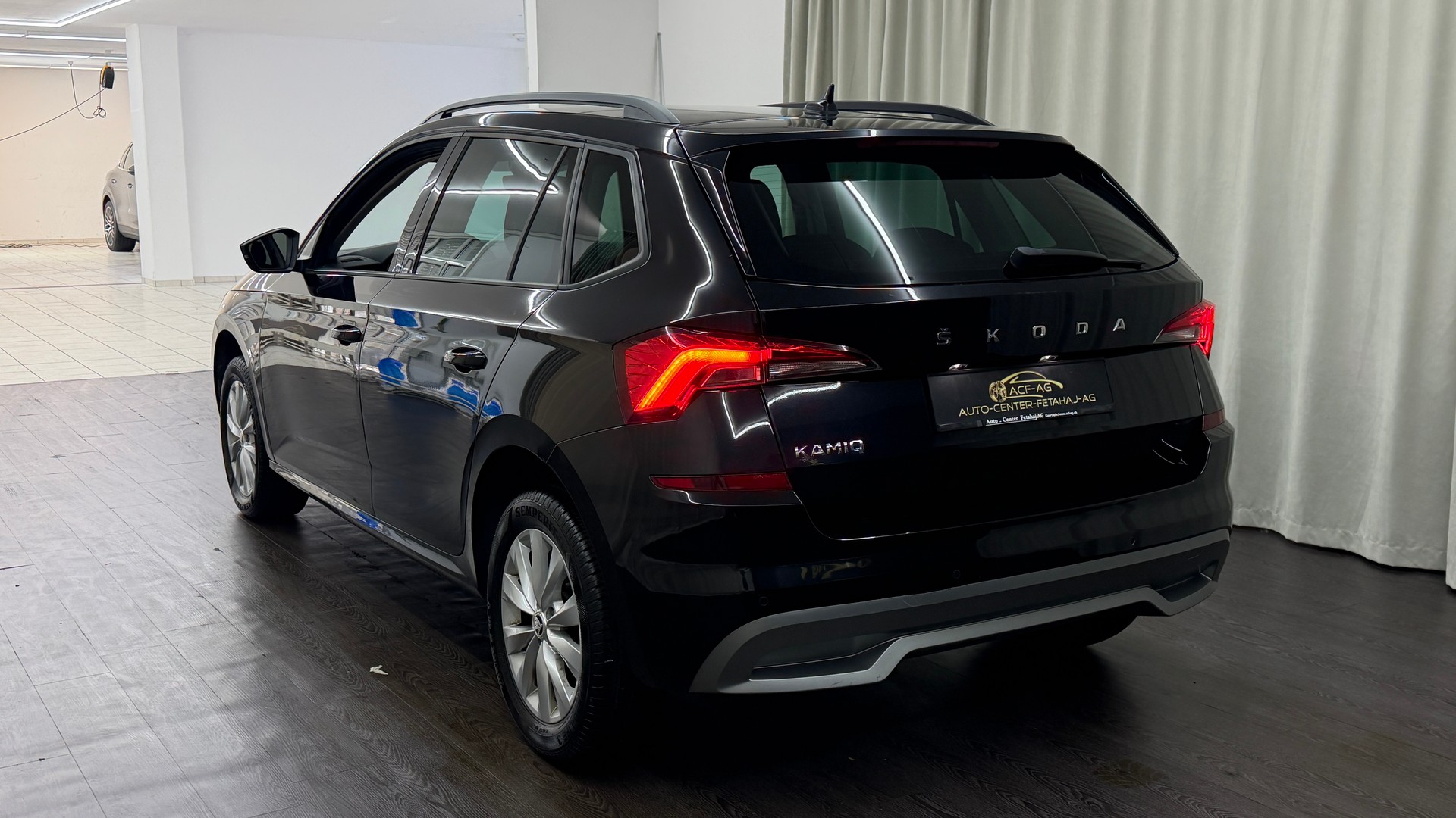 SKODA Kamiq 1.0 TSI Ambition-image-5