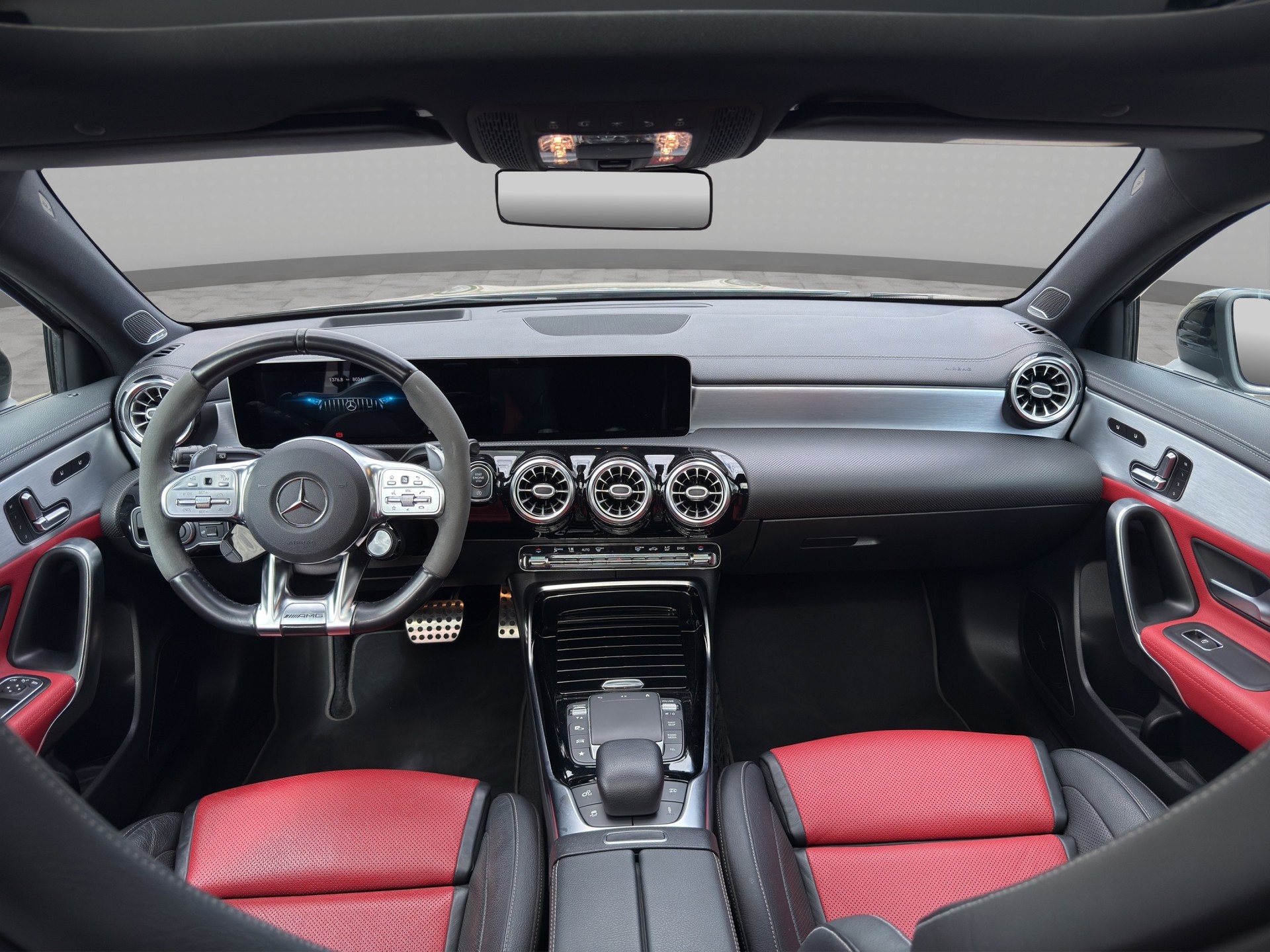 MERCEDES-BENZ A 45 S AMG 4Matic+ Speedshift-image-13