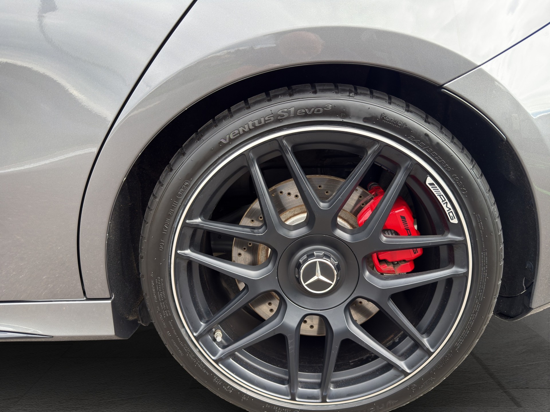 MERCEDES-BENZ A 45 S AMG 4Matic+ Speedshift-image-24