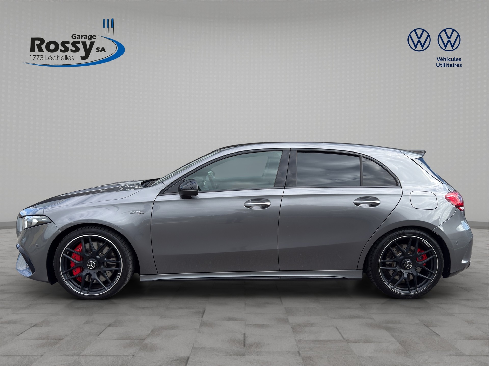 MERCEDES-BENZ A 45 S AMG 4Matic+ Speedshift-image-2