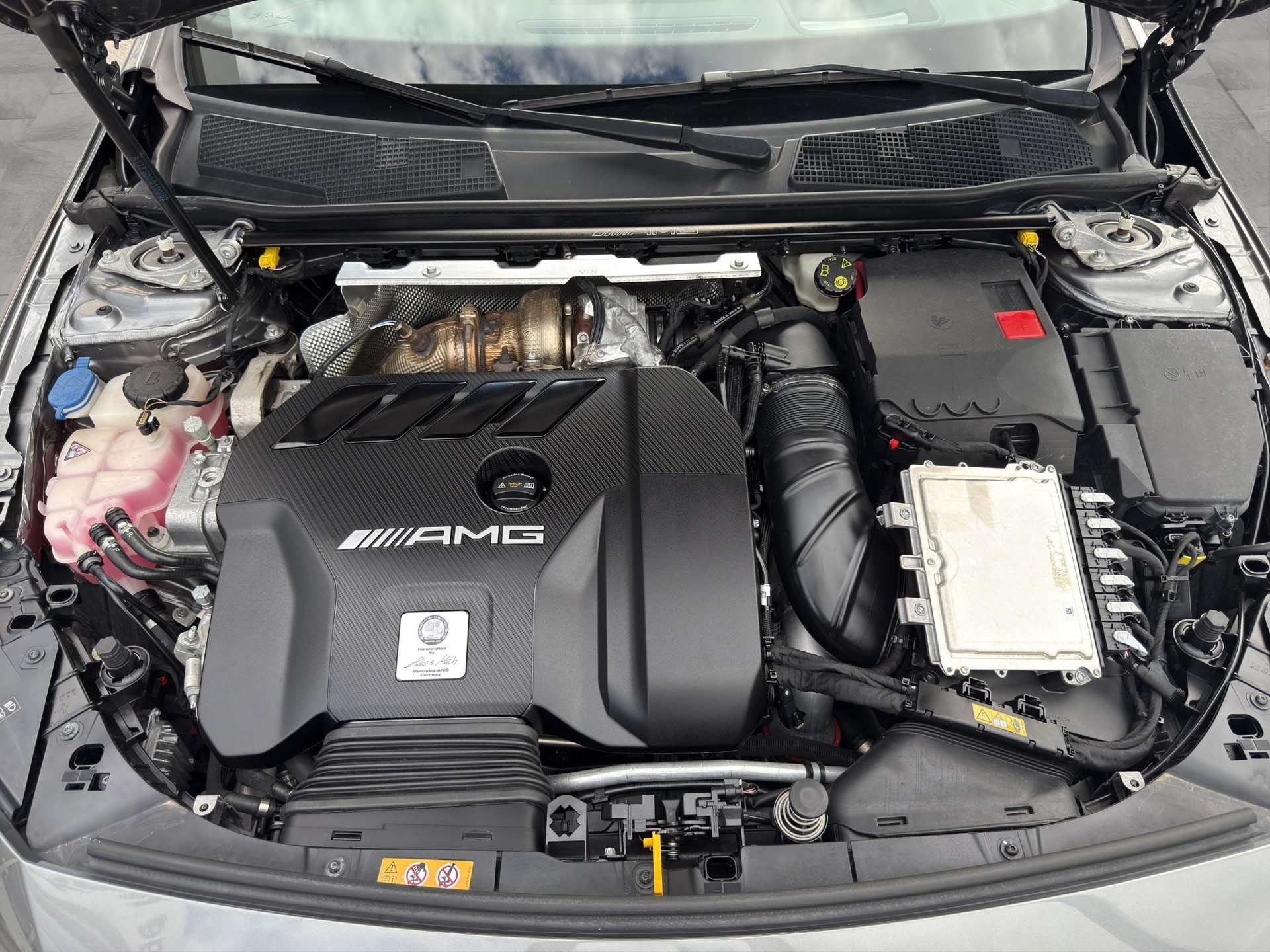 MERCEDES-BENZ A 45 S AMG 4Matic+ Speedshift-image-20