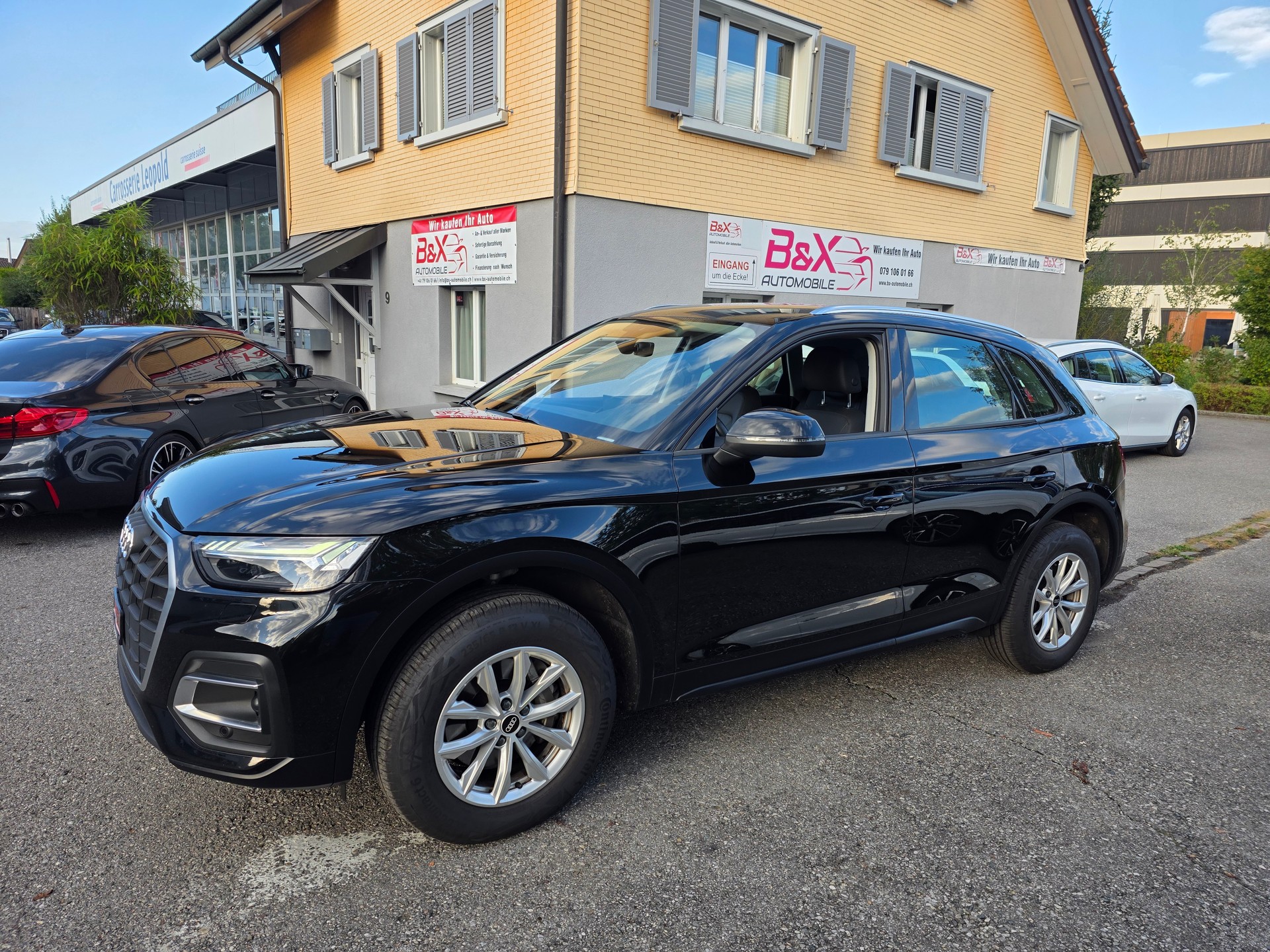 AUDI Q5 40 TDI quattro S-tronic-image-3