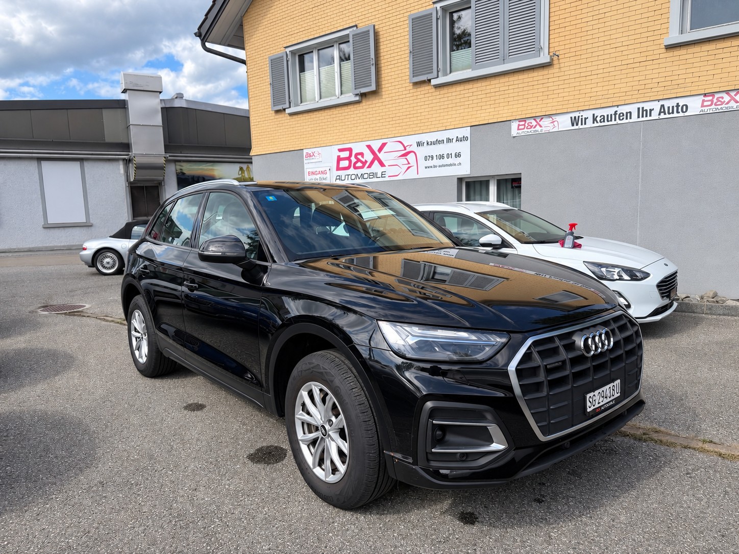 AUDI Q5 40 TDI quattro S-tronic-image-5