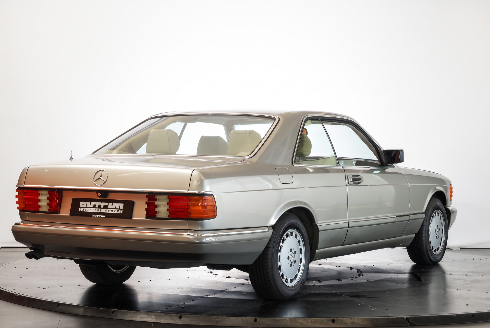 MERCEDES-BENZ 420 SEC Automatic * VETERAN-image-7
