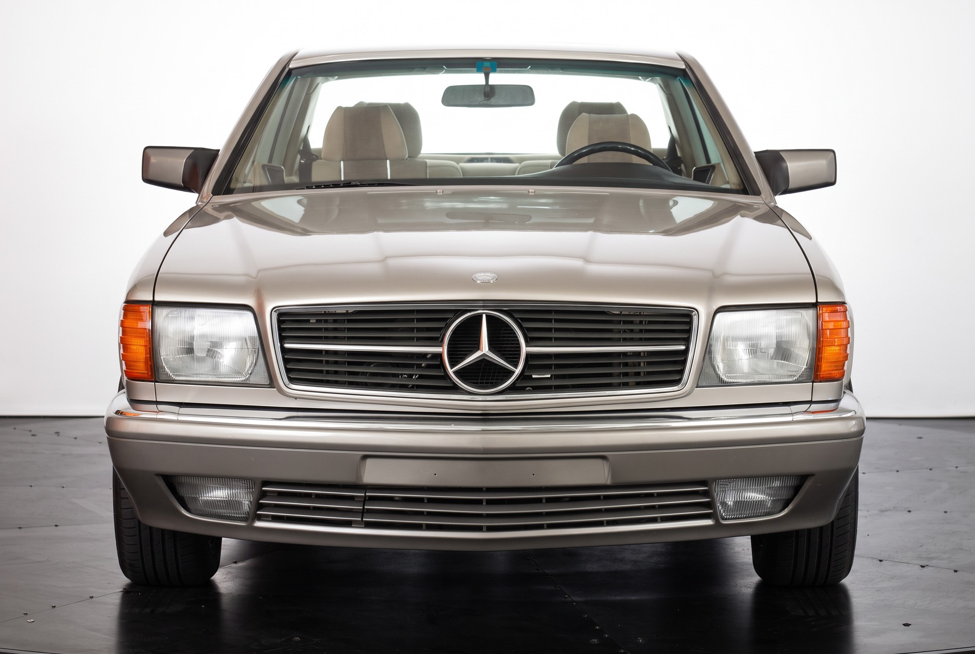 MERCEDES-BENZ 420 SEC Automatic * VETERAN-image-1