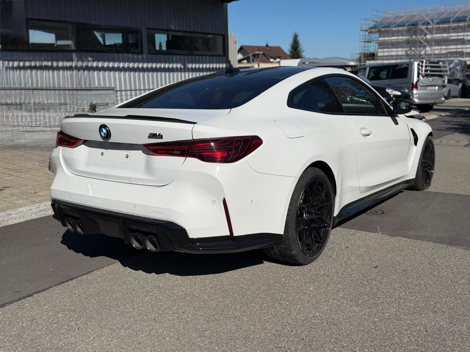 BMW M4 Coupé Competition M xDrive-image-2