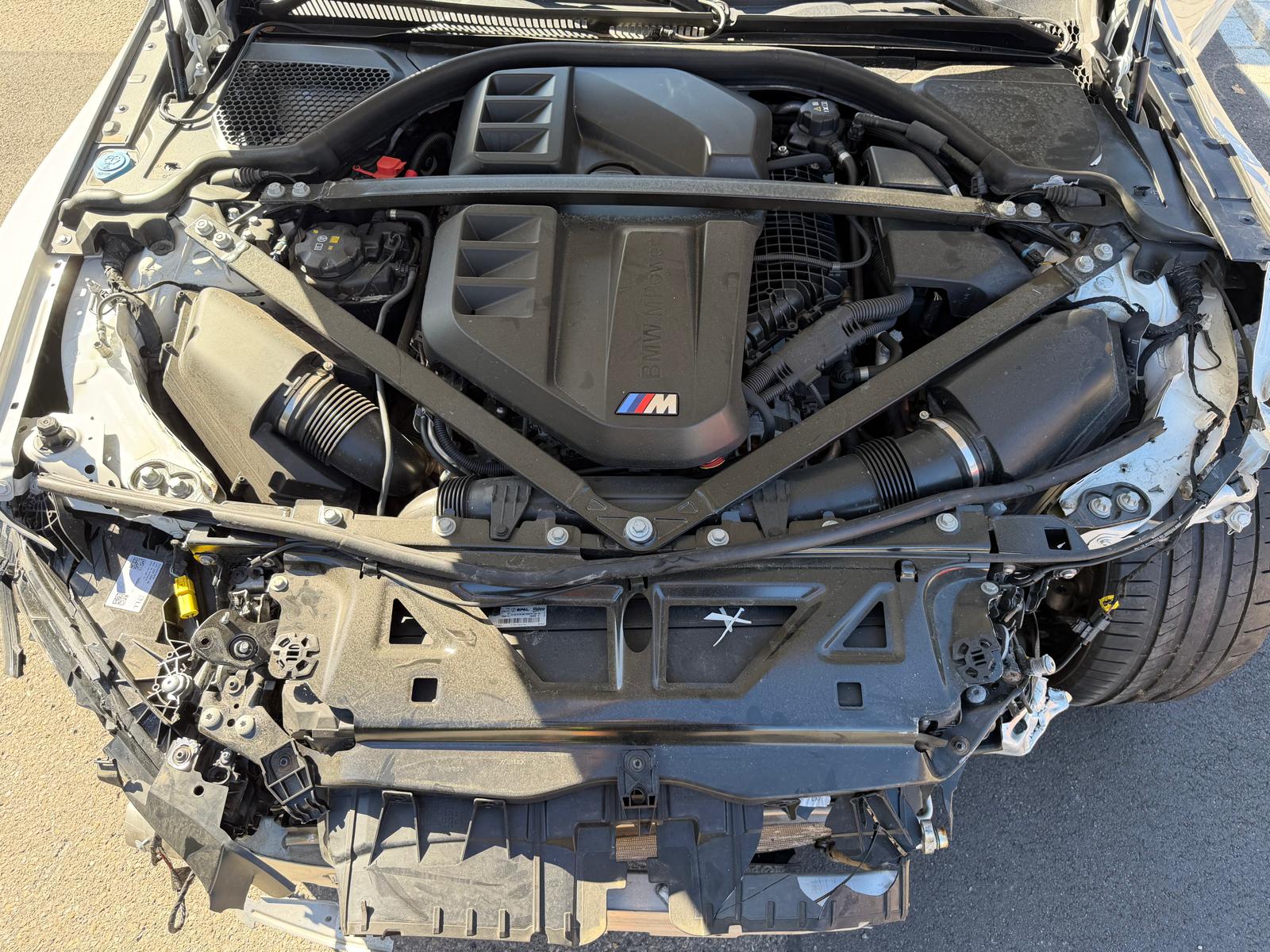 BMW M4 Coupé Competition M xDrive-image-9