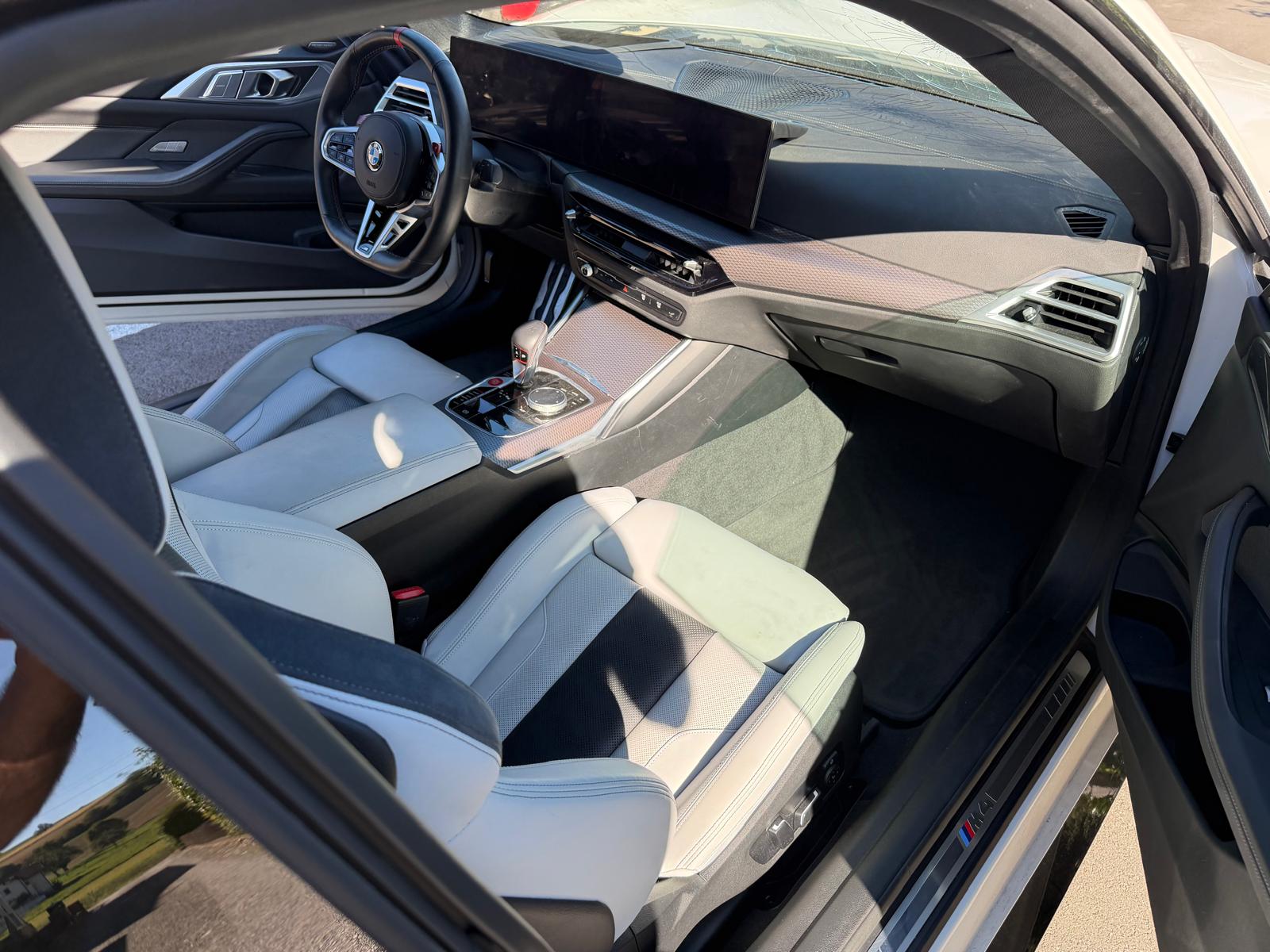 BMW M4 Coupé Competition M xDrive-image-7