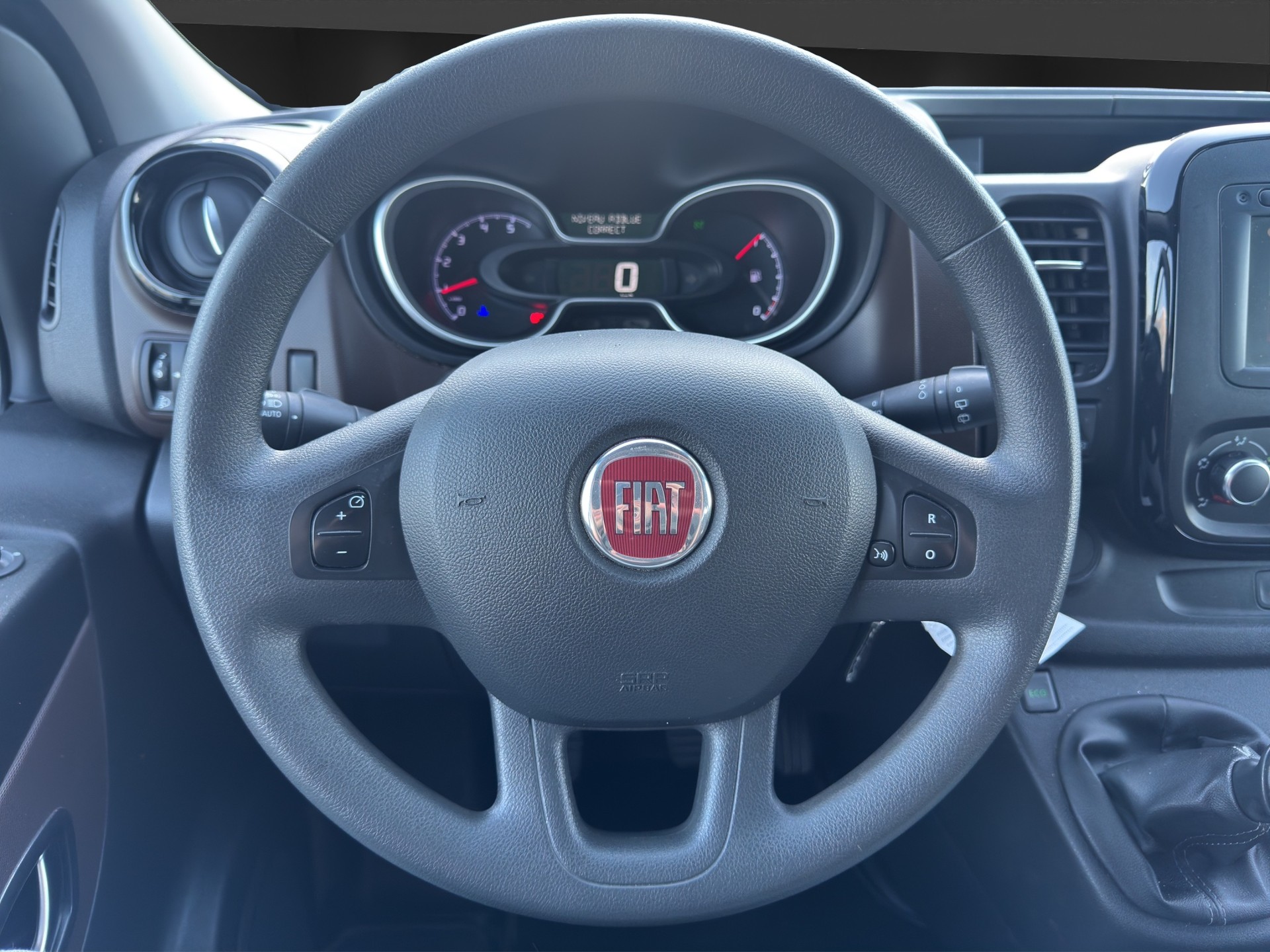 FIAT Talento Swiss 2.0 Eco L2H1 5/6 Places-image-10