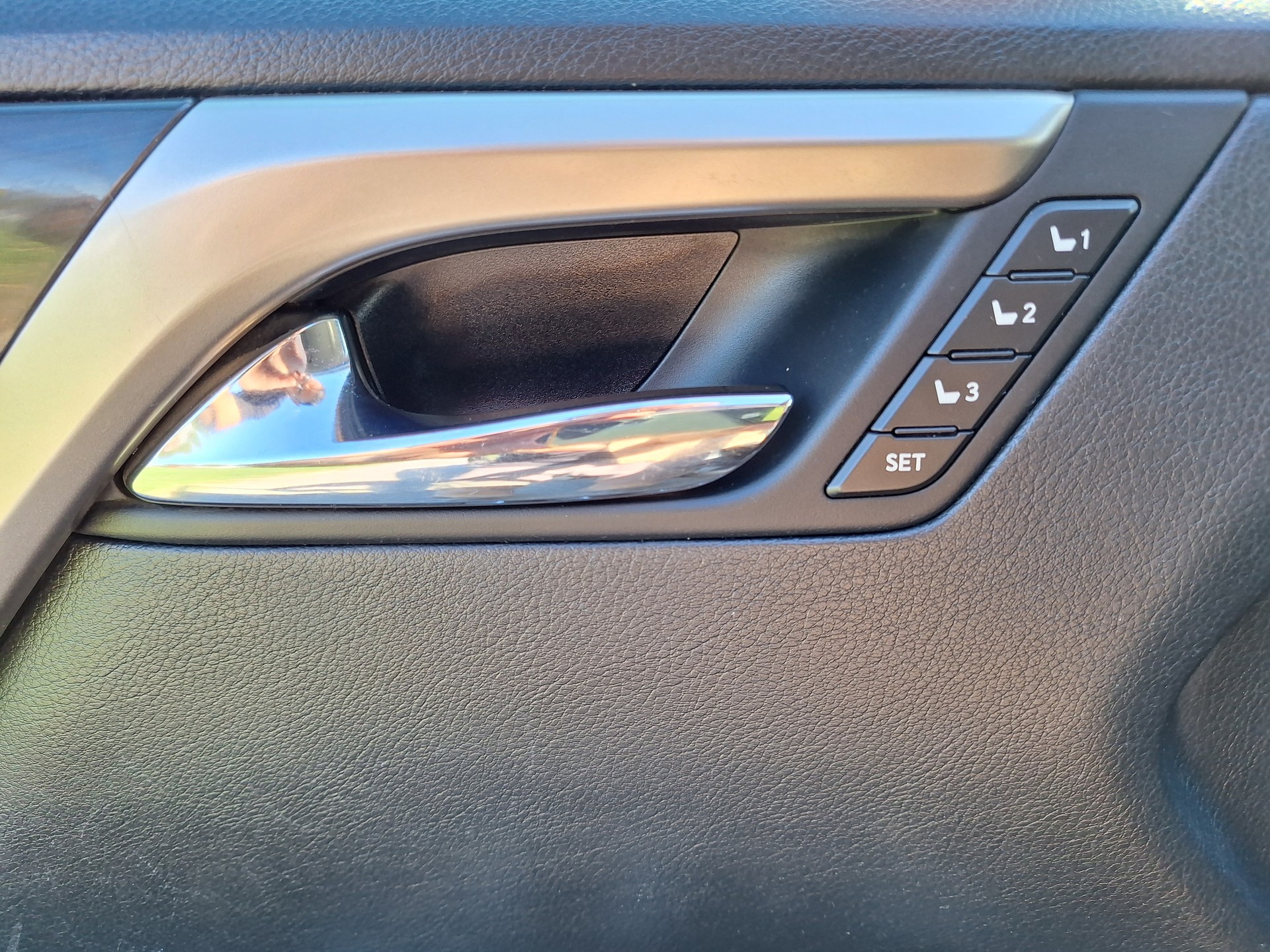 LEXUS RX 450h comfort AWD CVT-image-14