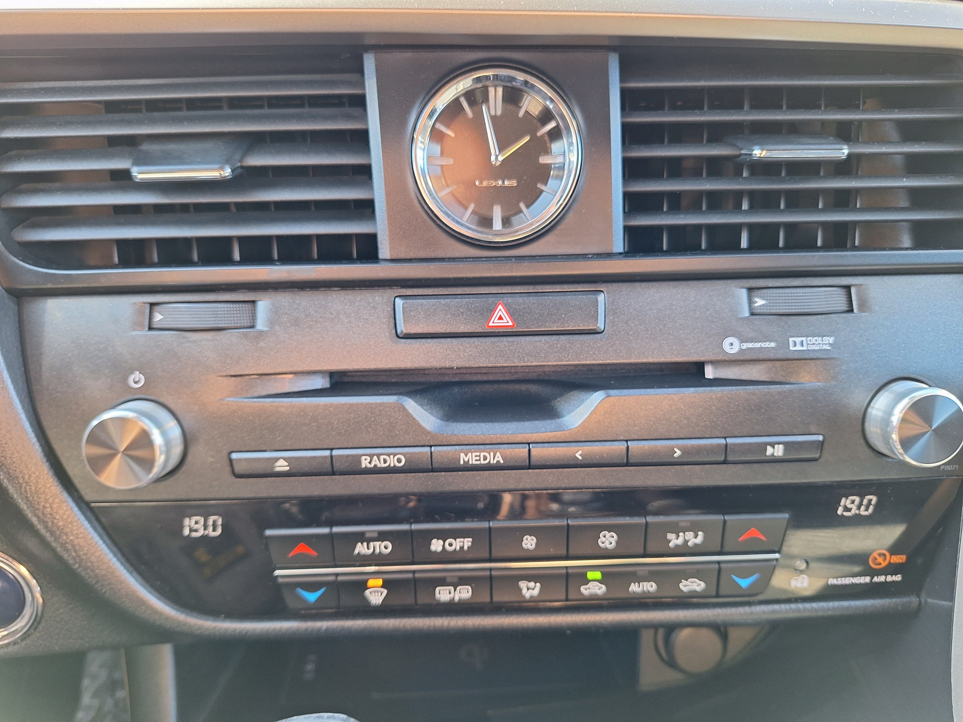 LEXUS RX 450h comfort AWD CVT-image-21