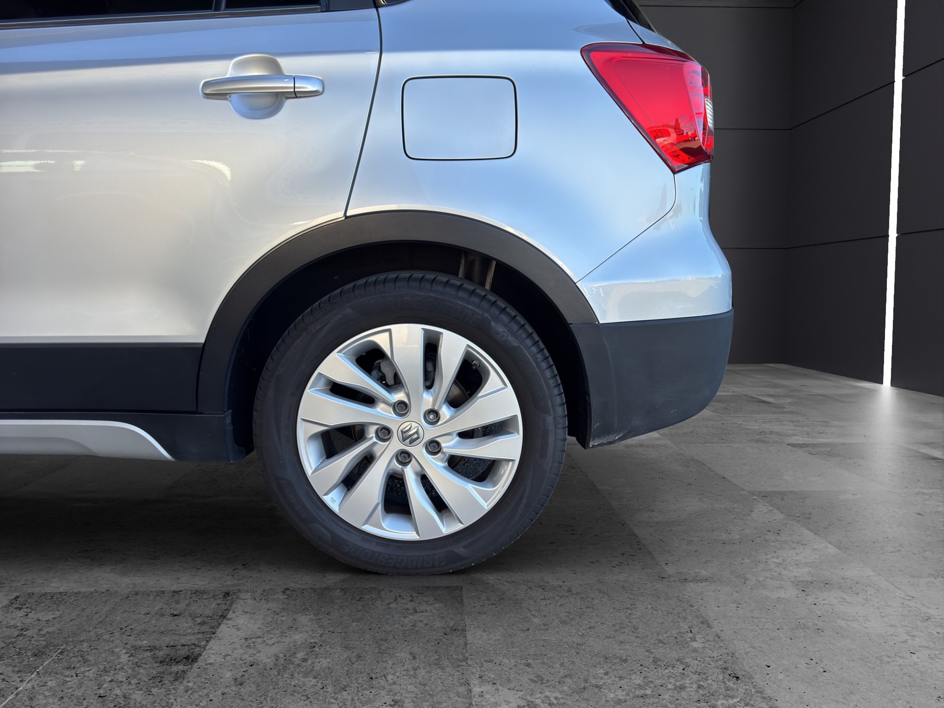 SUZUKI SX4 S-Cross 1.4 16V Generation Top Hybrid 4WD Automatic-image-15