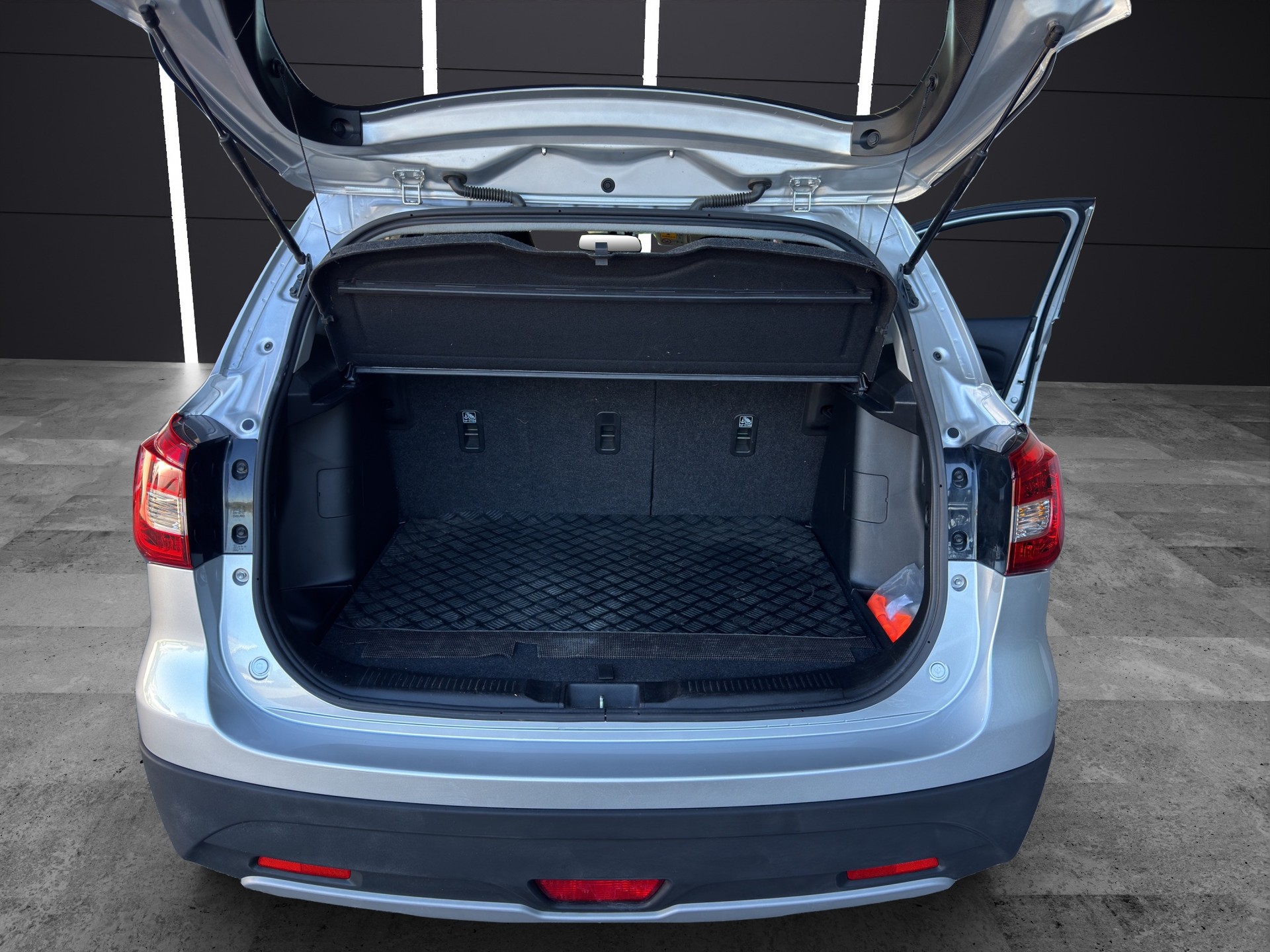 SUZUKI SX4 S-Cross 1.4 16V Generation Top Hybrid 4WD Automatic-image-13