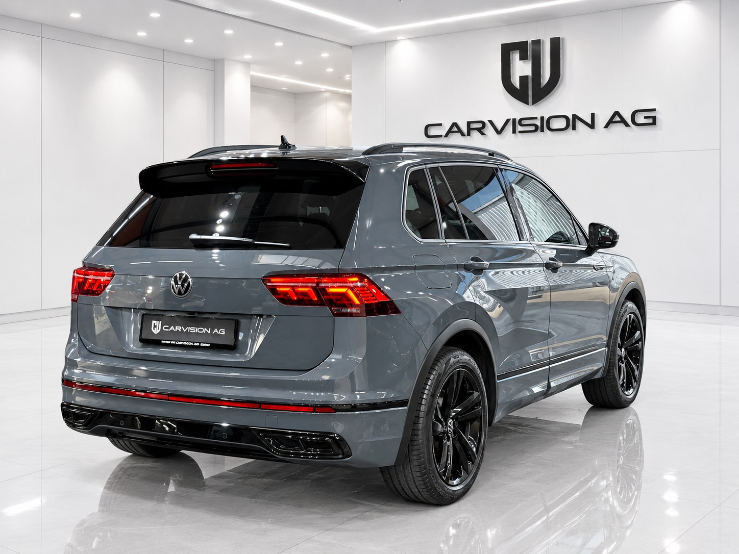 VW Tiguan 2.0 TDI SCR R-Line 4Motion DSG * Delfingrau * Anhängerkupplung * Black Style *-image-6
