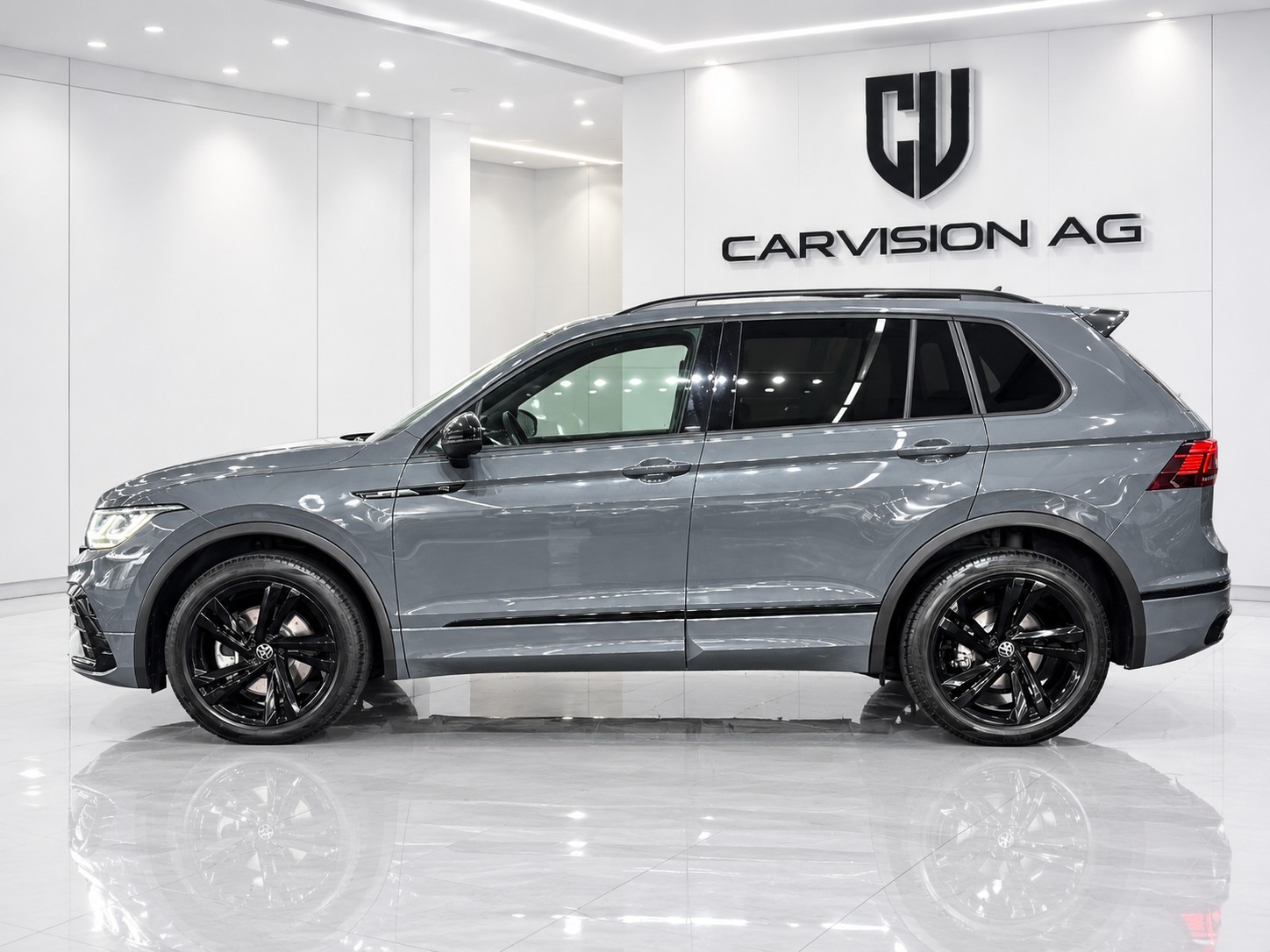 VW Tiguan 2.0 TDI SCR R-Line 4Motion DSG * Delfingrau * Anhängerkupplung * Black Style *-image-3