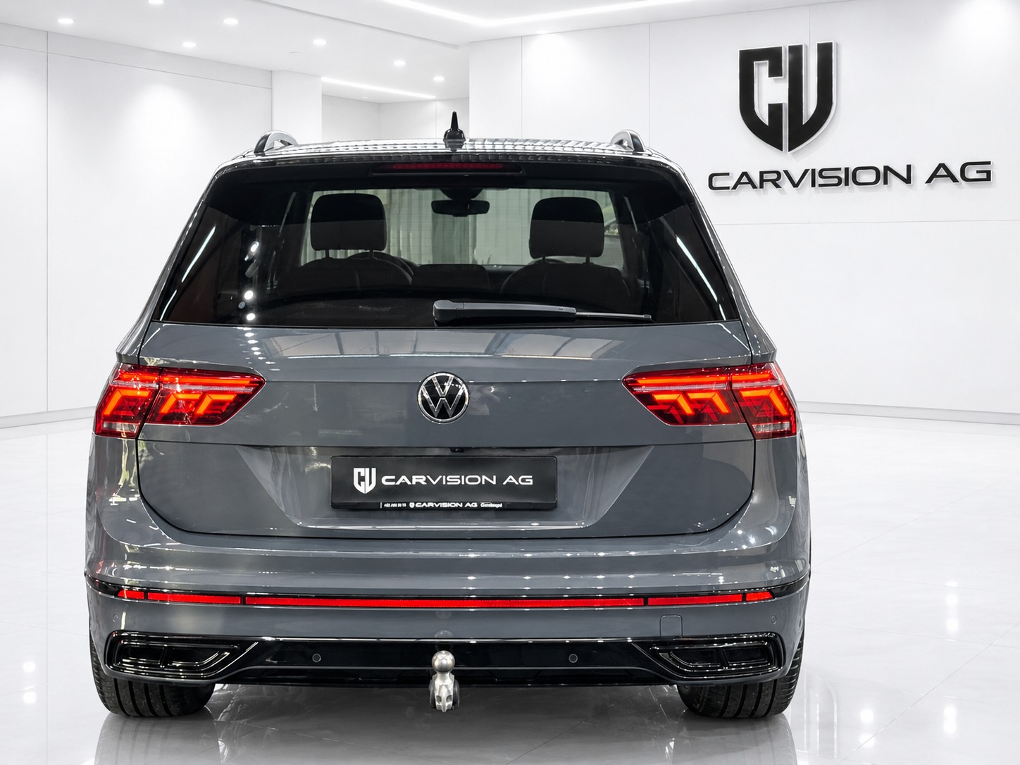 VW Tiguan 2.0 TDI SCR R-Line 4Motion DSG * Delfingrau * Anhängerkupplung * Black Style *-image-5