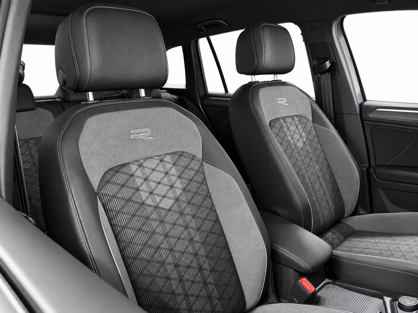 VW Tiguan 2.0 TDI SCR R-Line 4Motion DSG * Delfingrau * Anhängerkupplung * Black Style *-image-11