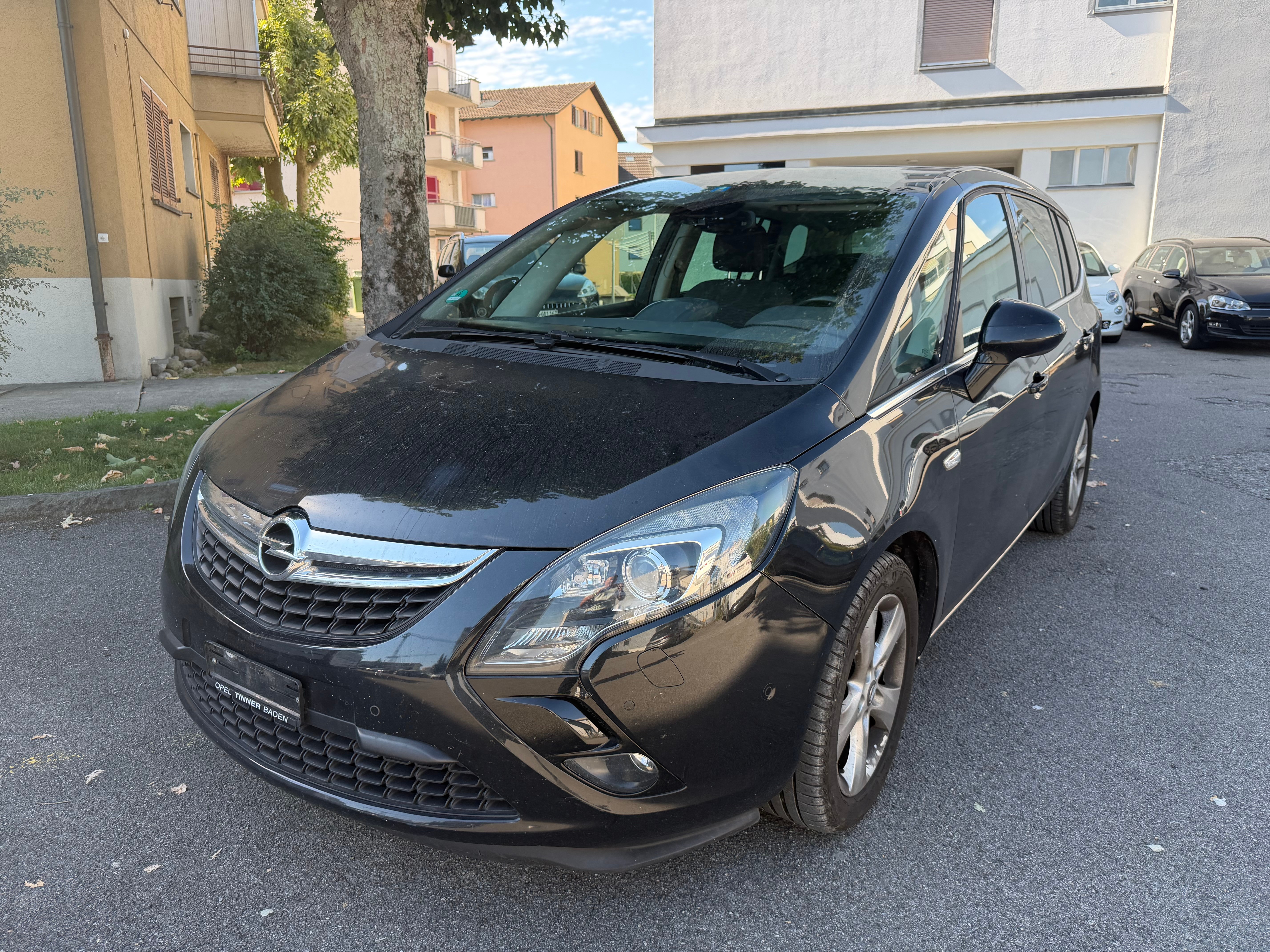 Car photo