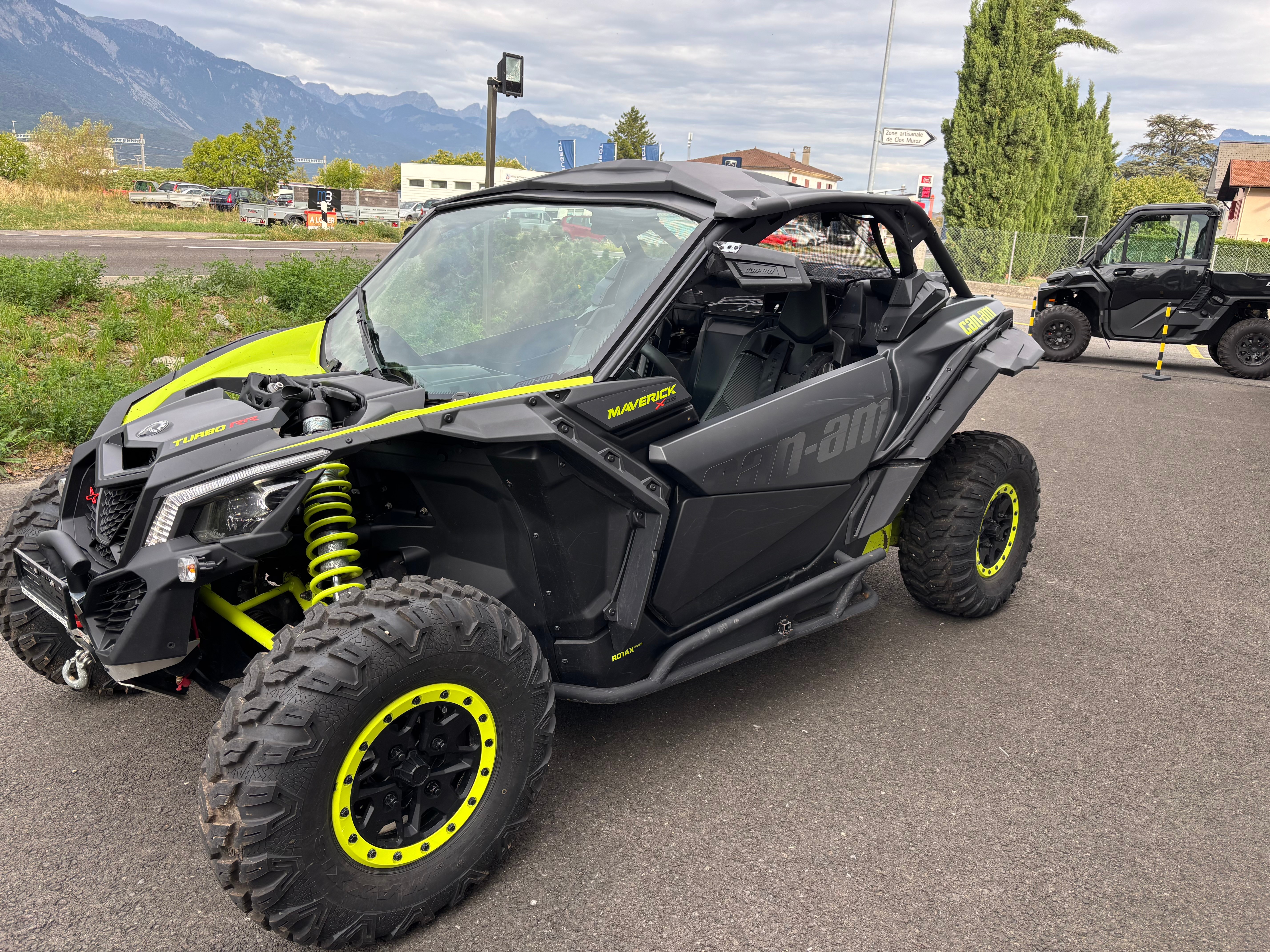 Car photo