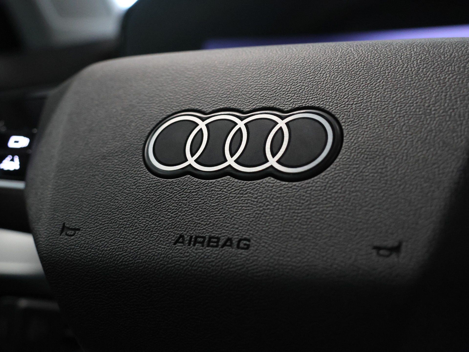 AUDI Q3 SUV TFSI quattro 150 kW S tronic *WERKSGARANTIE*1.HAND*-image-18