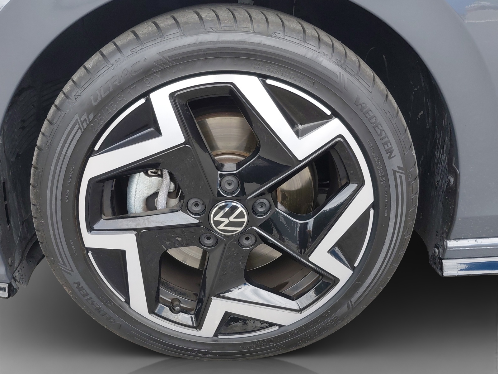 VW Golf 2.0 TSI R-Line DSG 4 Motion-image-13