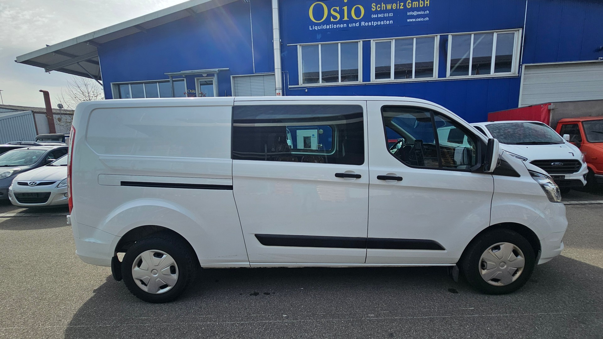 FORD Transit Custom Van 320 L2H1 DK Trend-image-3