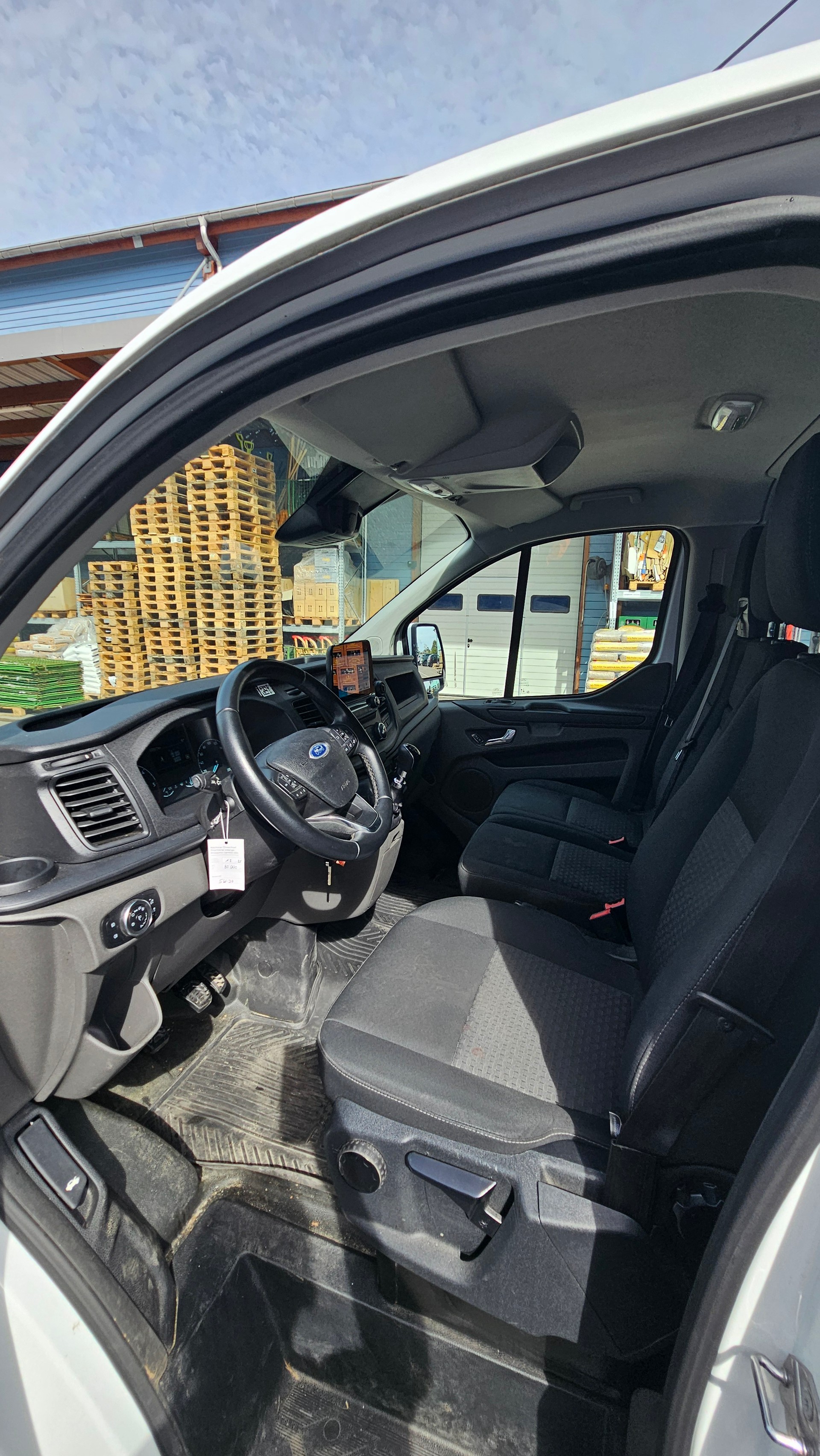 FORD Transit Custom Van 320 L2H1 DK Trend-image-16