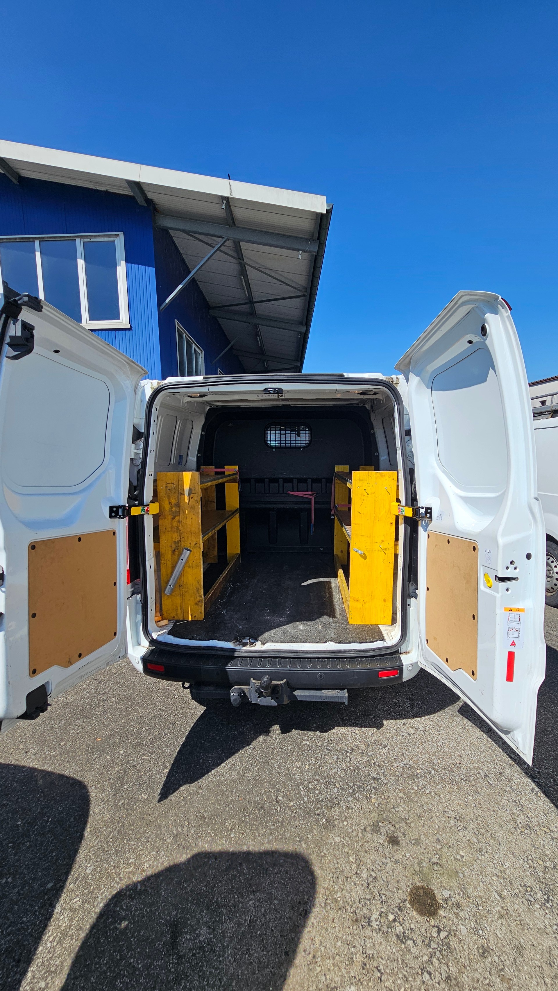 FORD Transit Custom Van 320 L2H1 DK Trend-image-9
